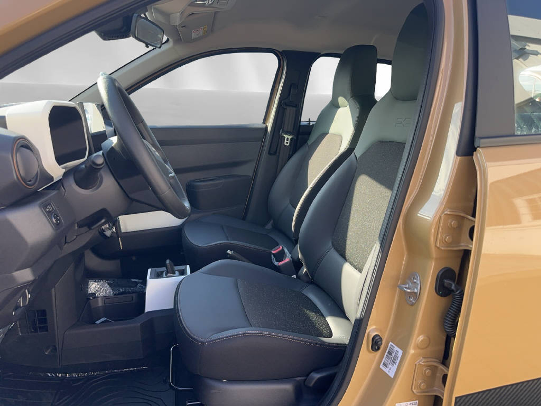 listing desktop thumbnail image 3