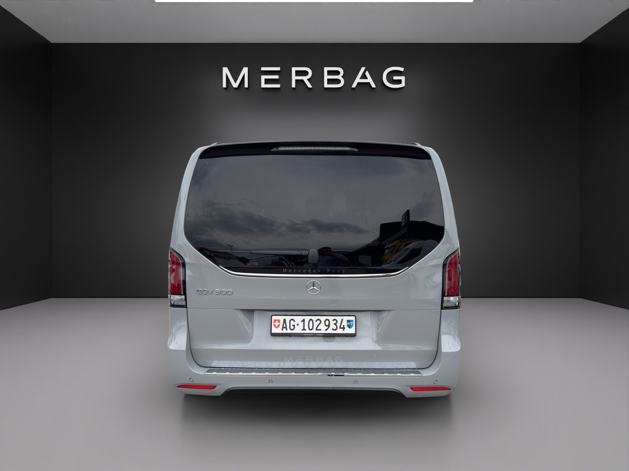 listing desktop thumbnail image 2