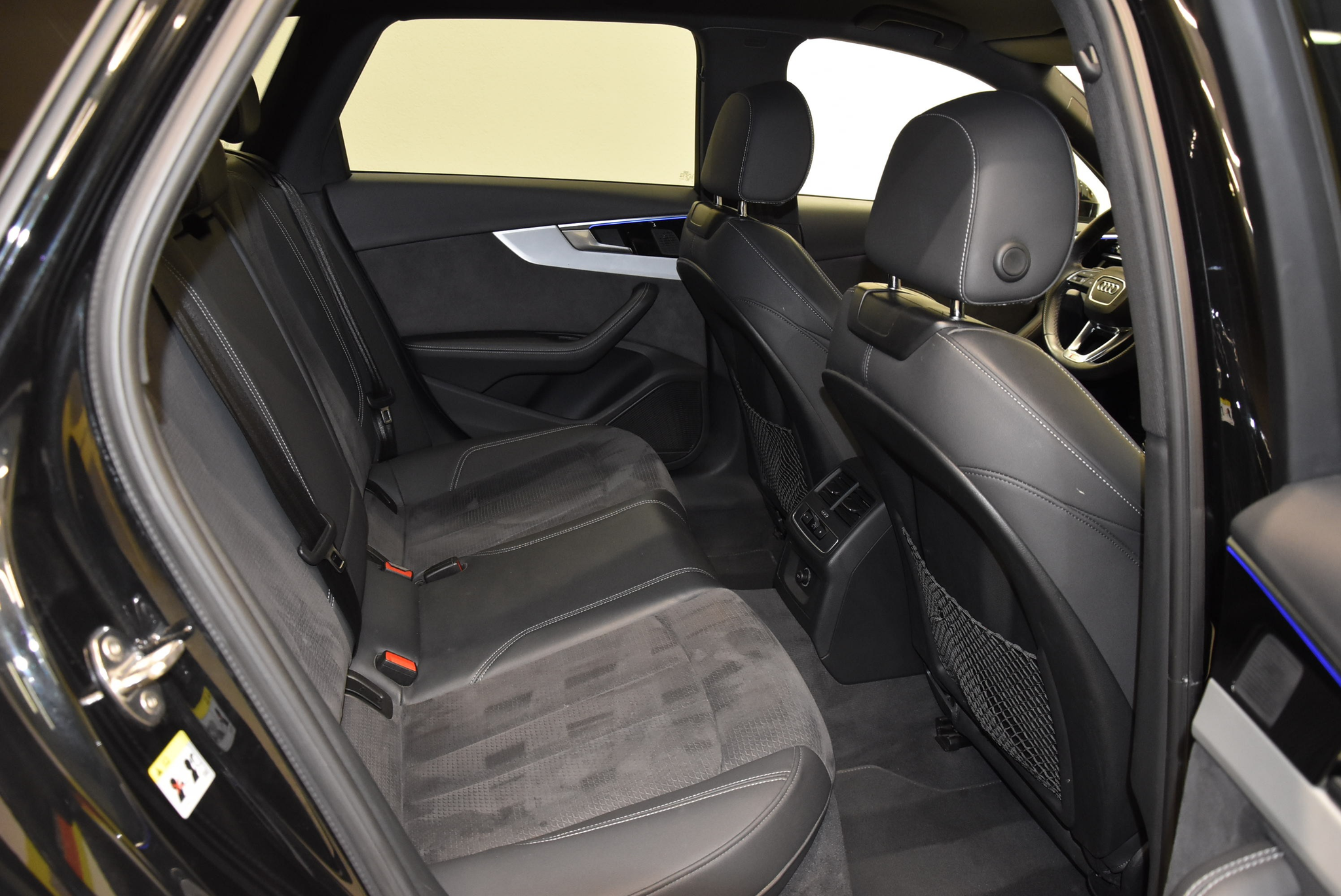 listing desktop thumbnail image 10