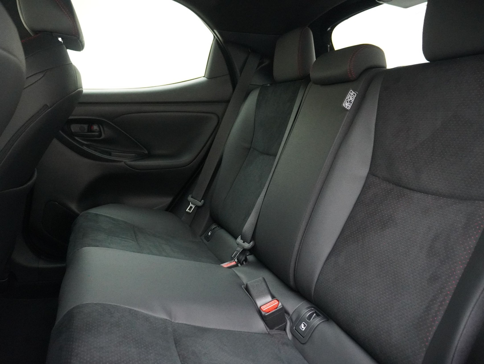 listing desktop thumbnail image 21