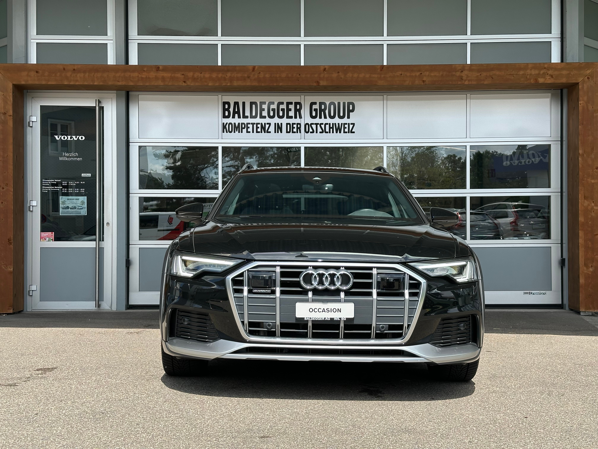 listing desktop thumbnail image 7