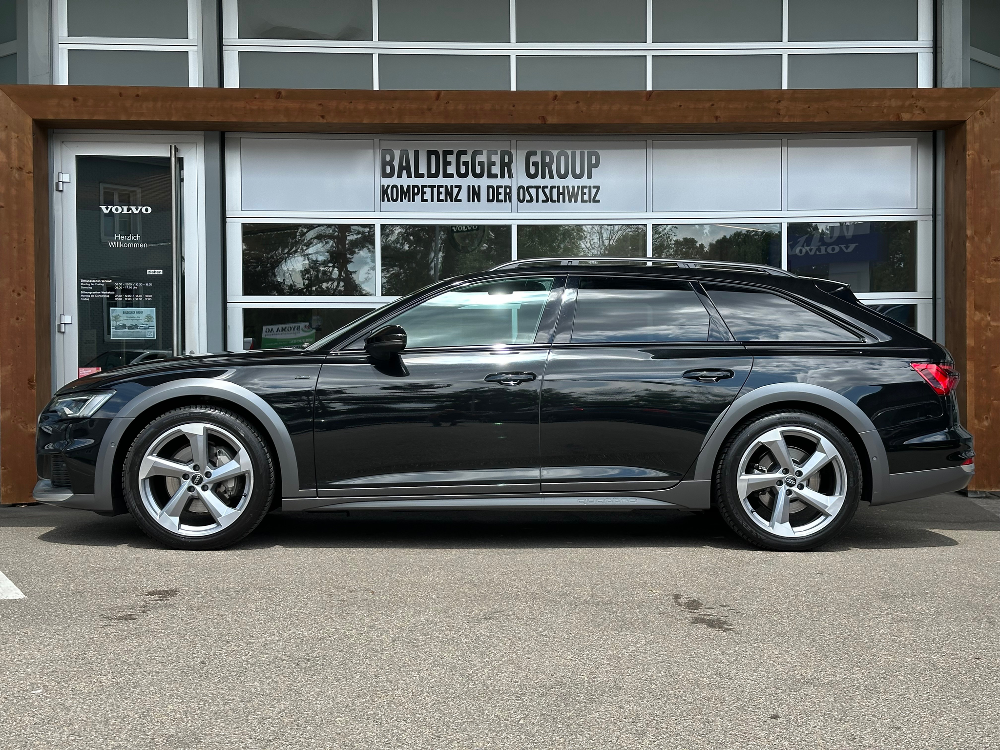 listing desktop thumbnail image 8