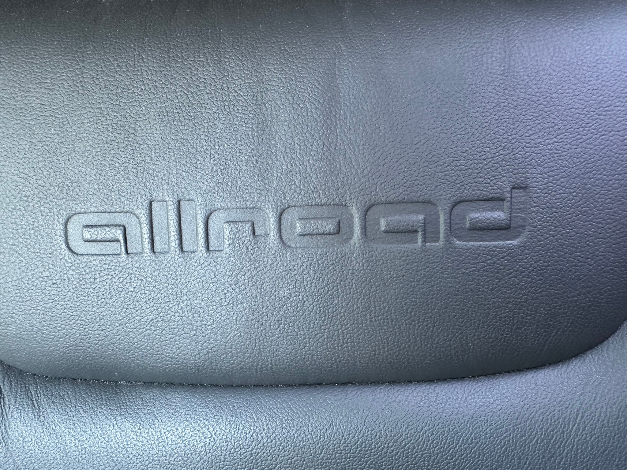 listing desktop thumbnail image 17