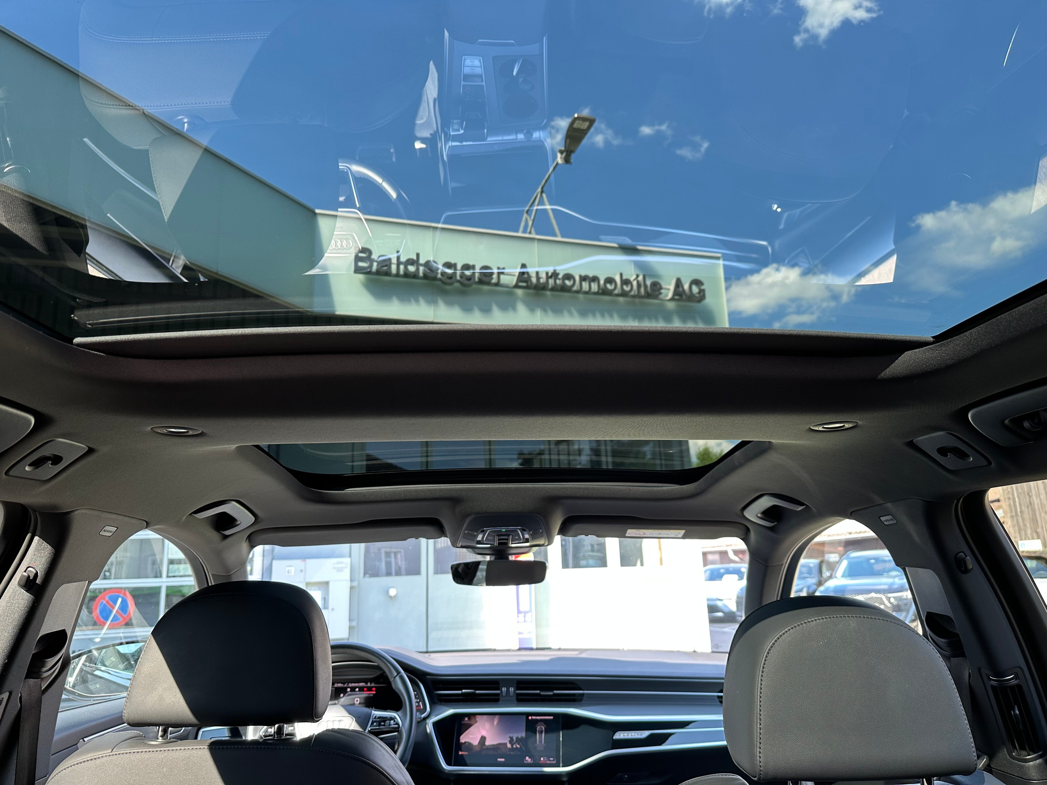 listing desktop thumbnail image 15