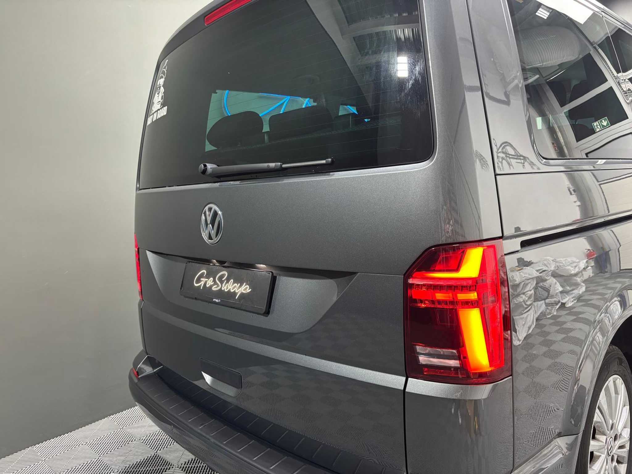 listing desktop thumbnail image 2