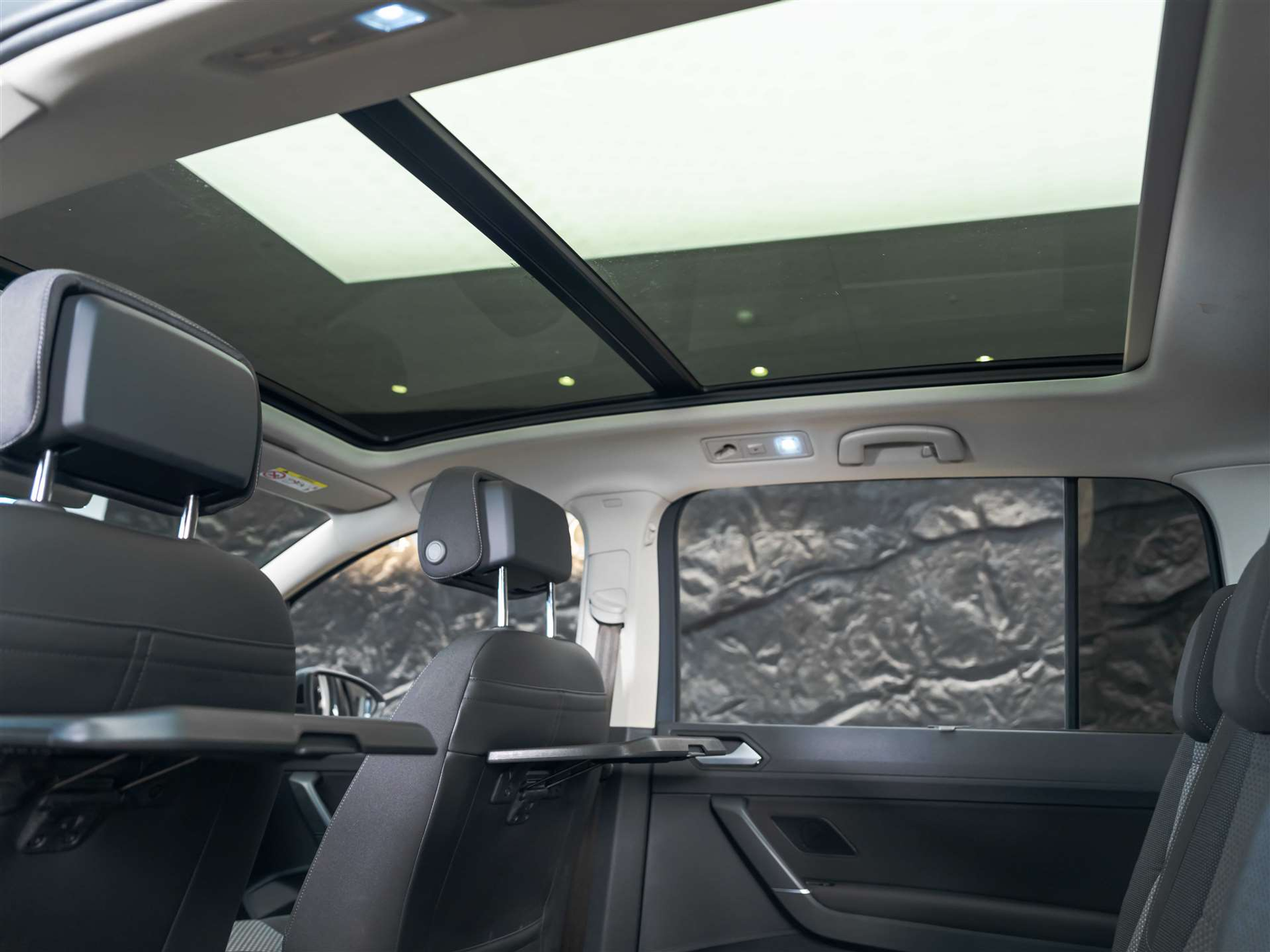 listing desktop thumbnail image 12