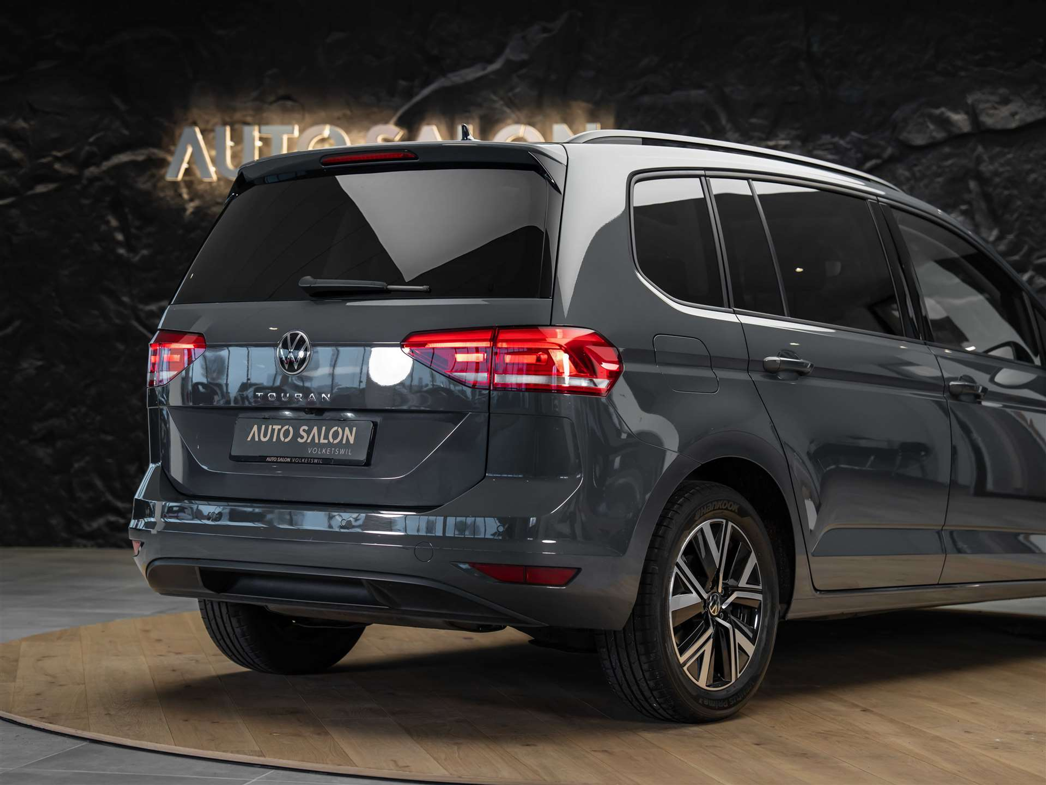 listing desktop thumbnail image 20