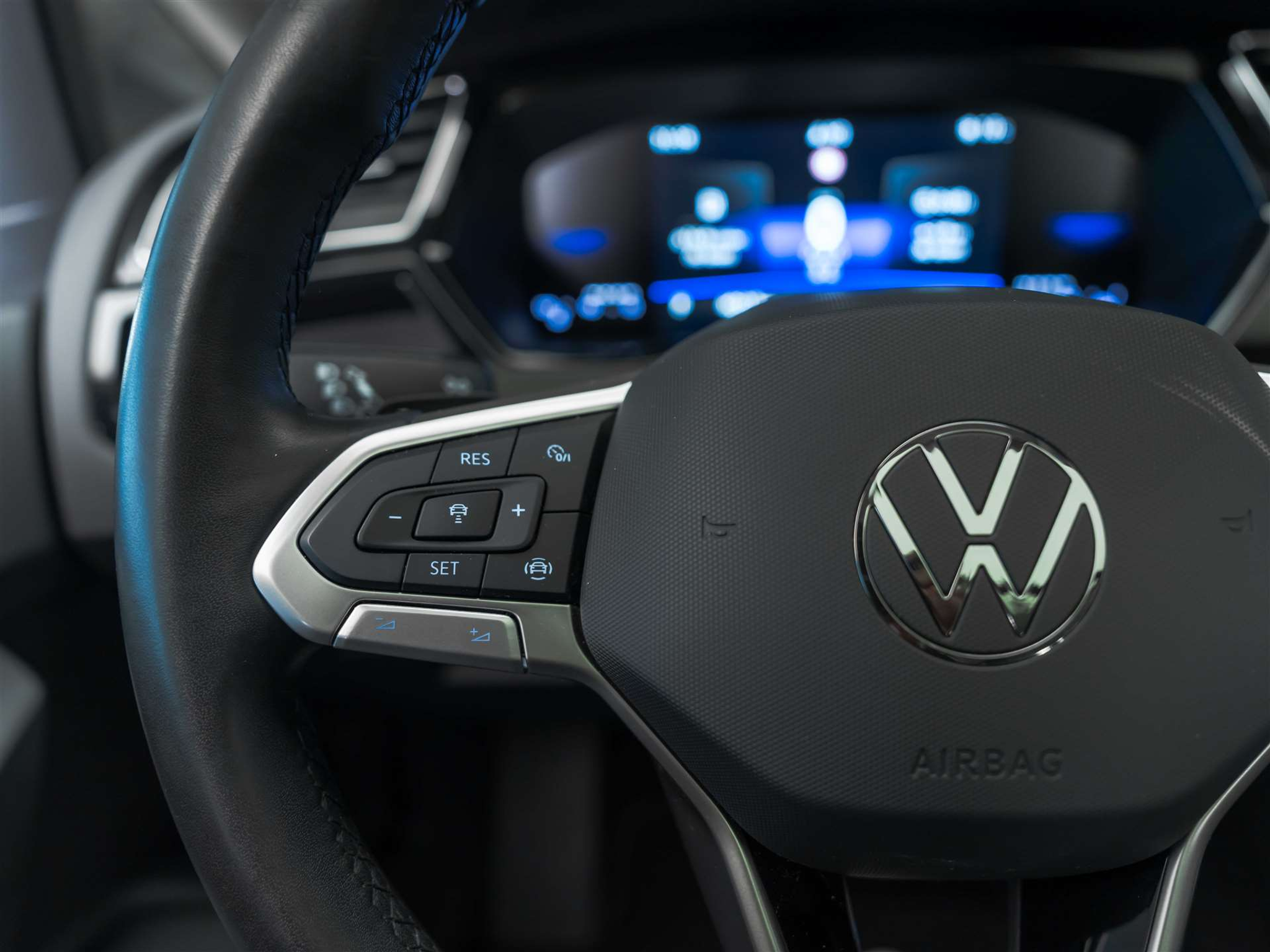 listing desktop thumbnail image 27