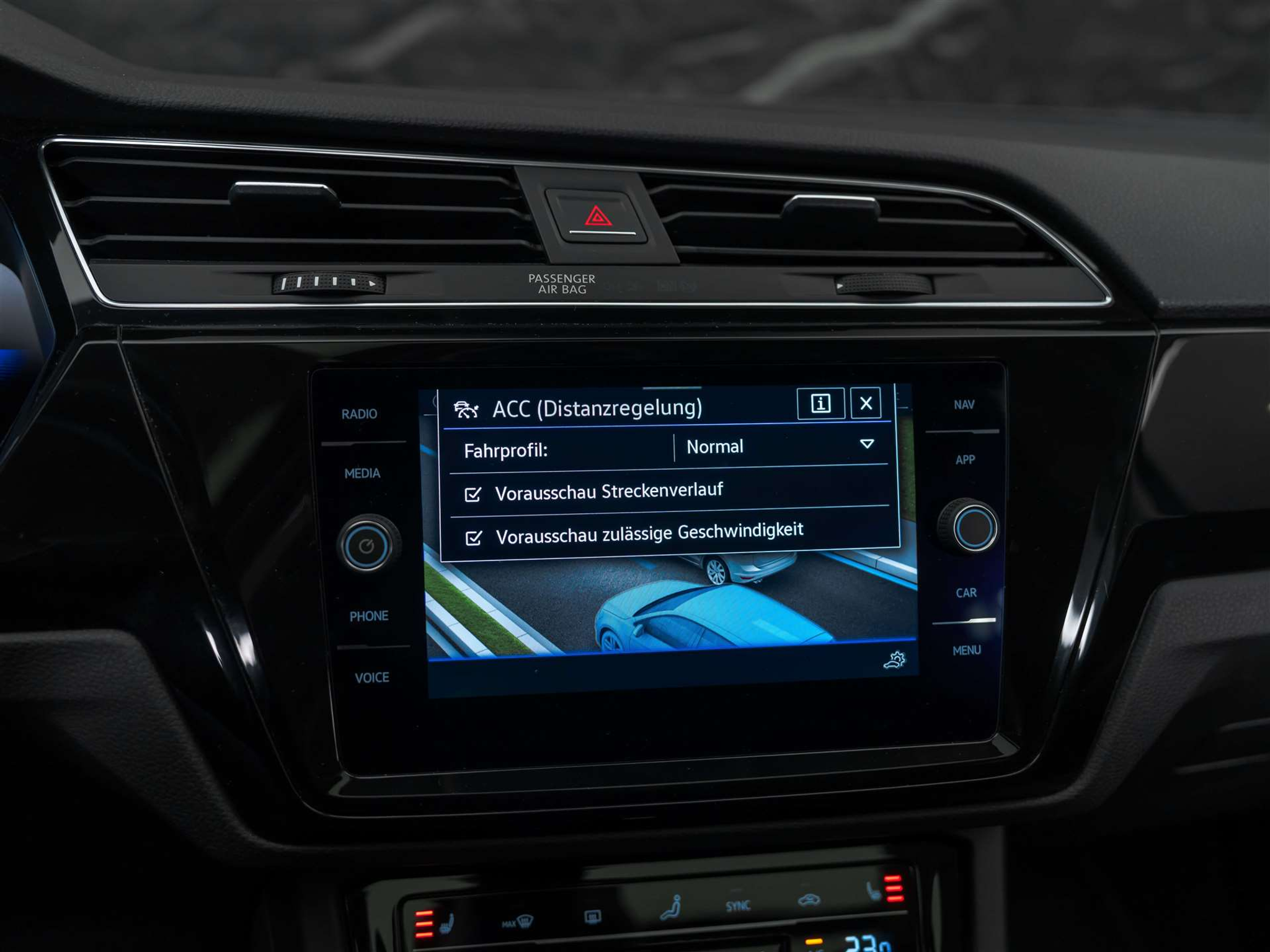 listing desktop thumbnail image 36