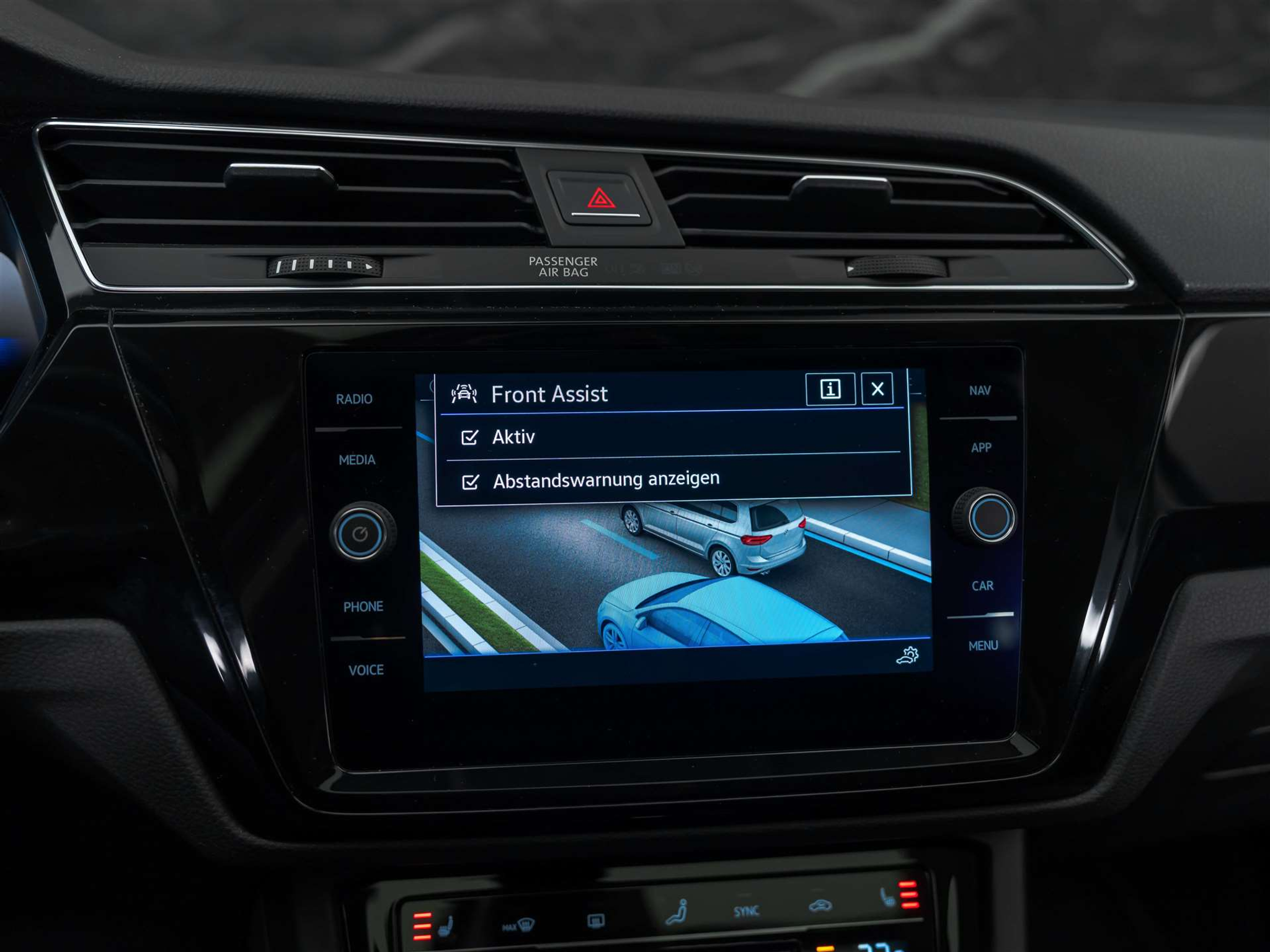 listing desktop thumbnail image 35