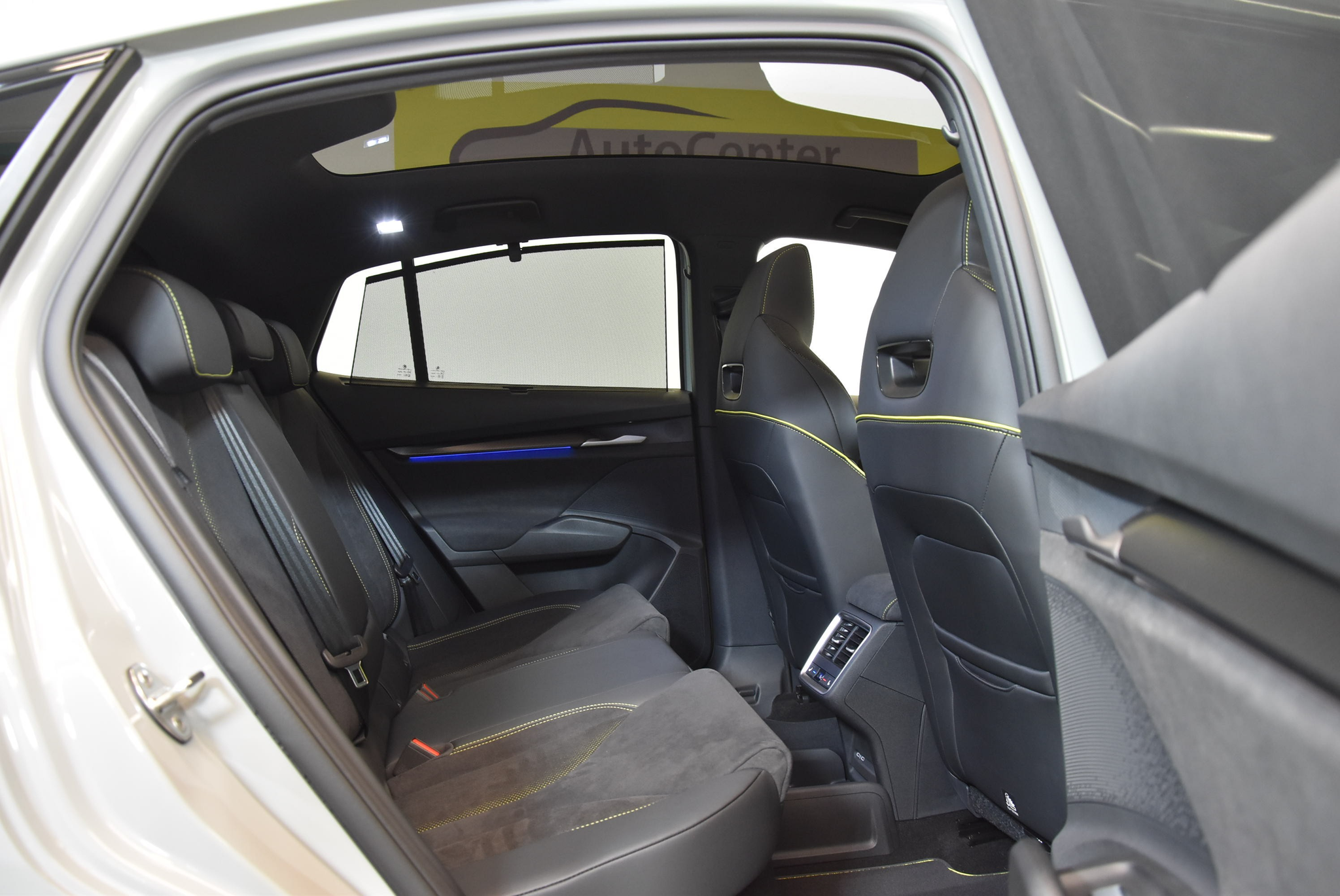 listing desktop thumbnail image 5