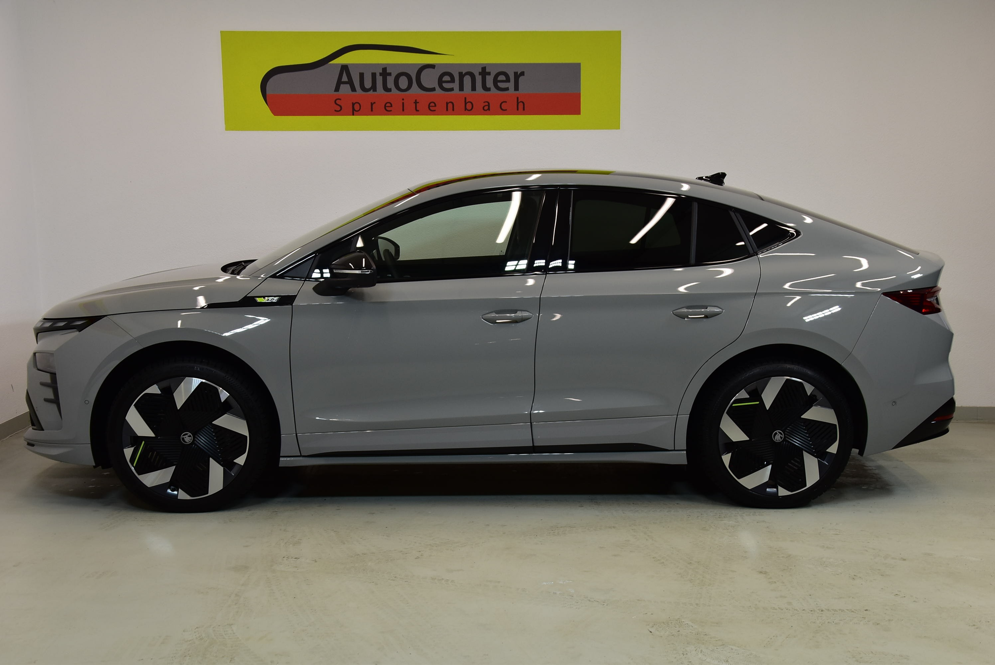 listing desktop thumbnail image 14