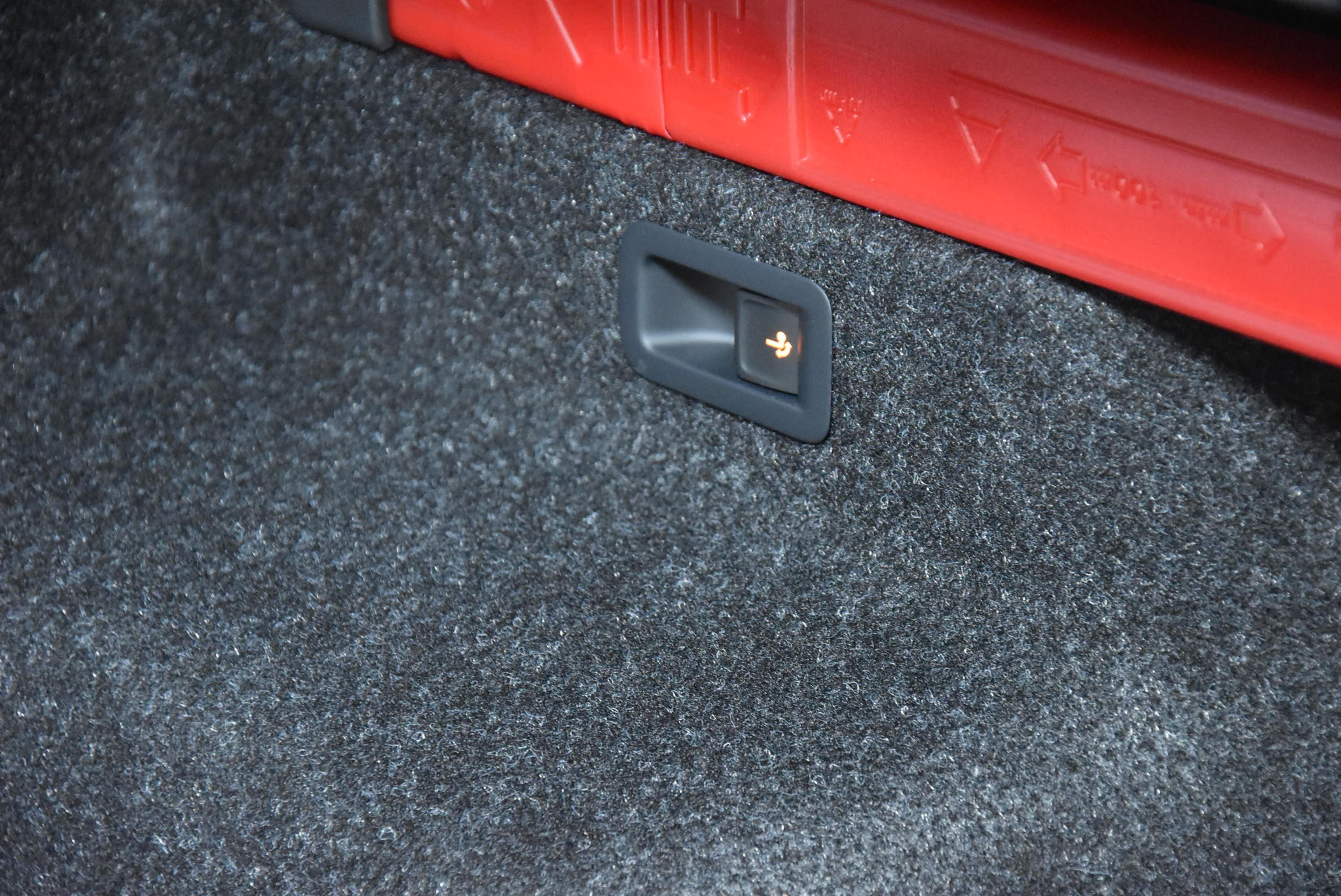 listing desktop thumbnail image 7