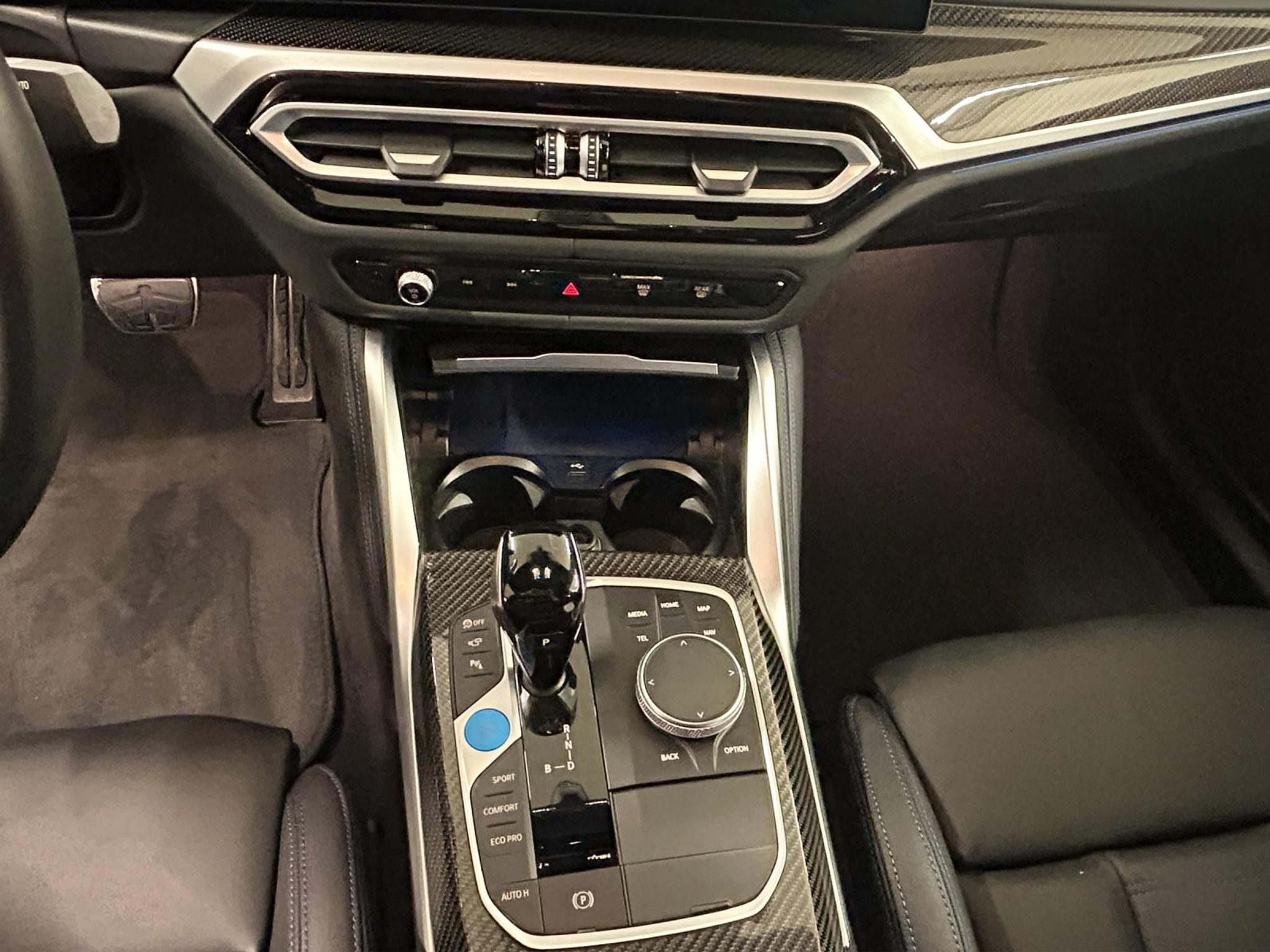 listing desktop thumbnail image 19