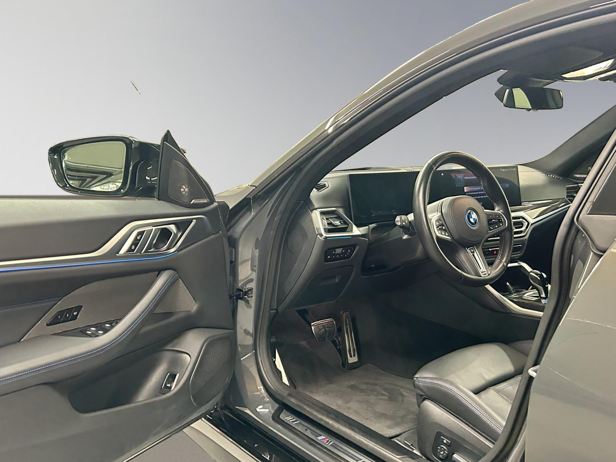 listing desktop thumbnail image 11