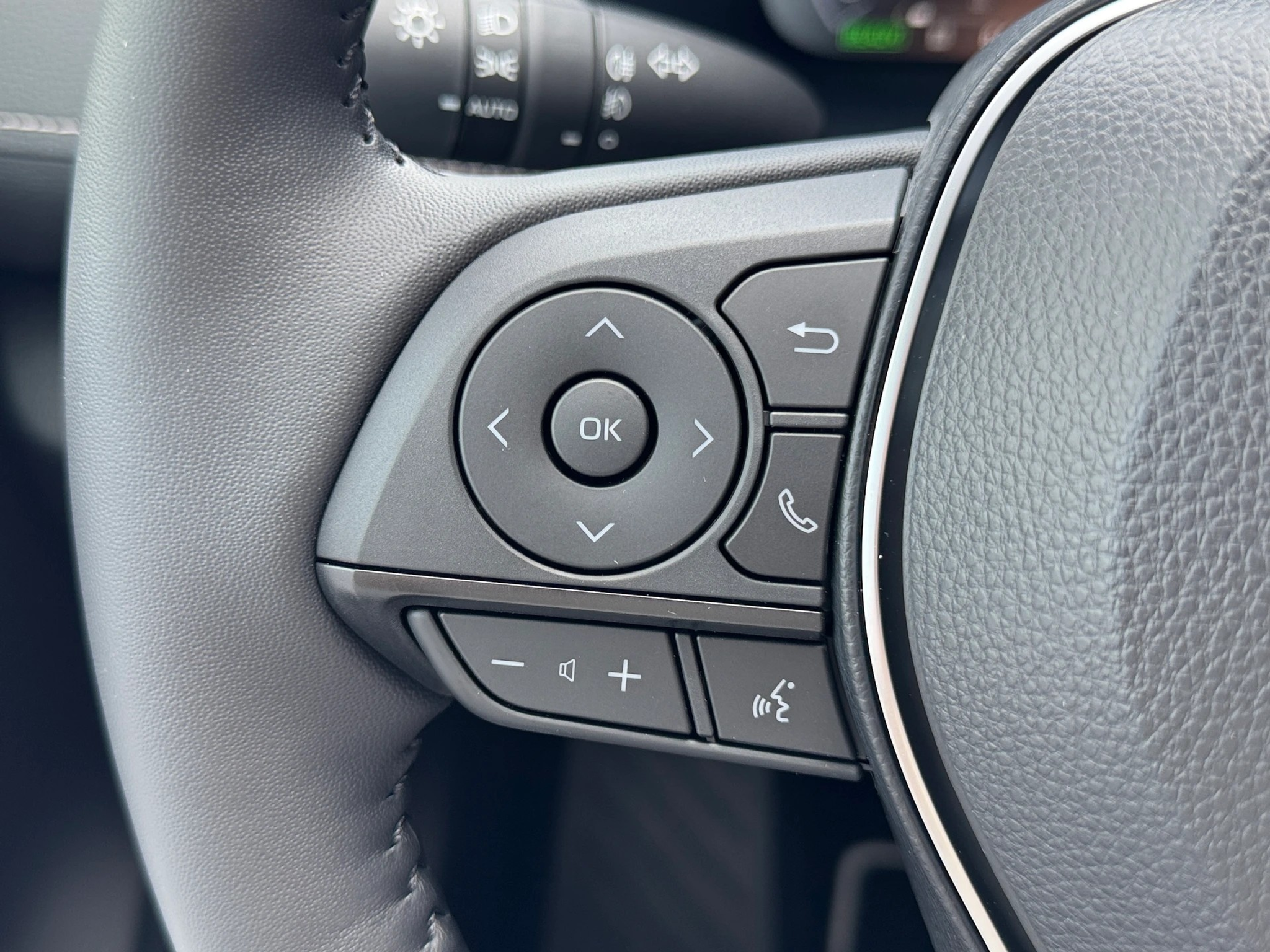 listing desktop thumbnail image 18