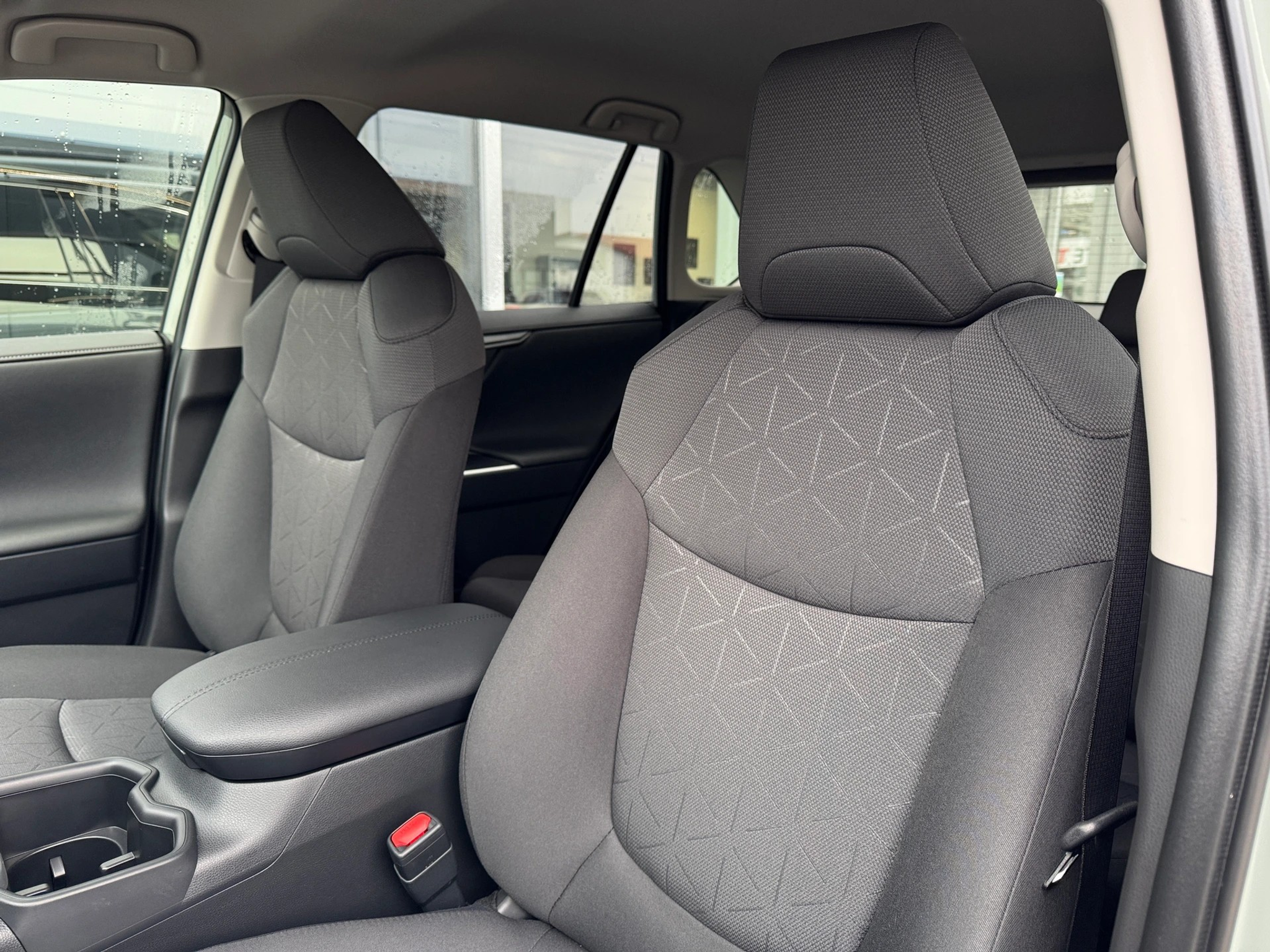 listing desktop thumbnail image 14