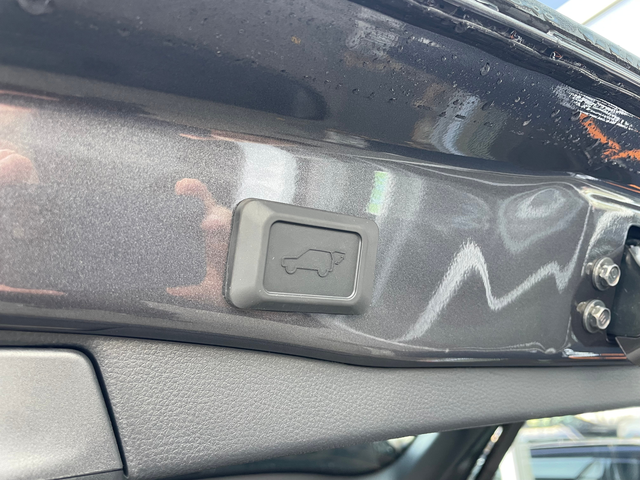 listing desktop thumbnail image 10