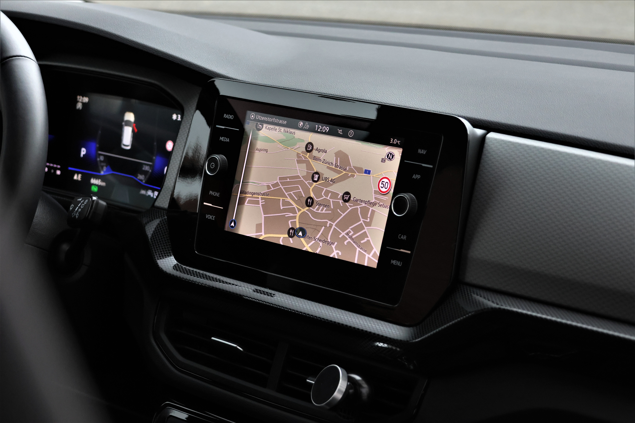 listing desktop thumbnail image 15