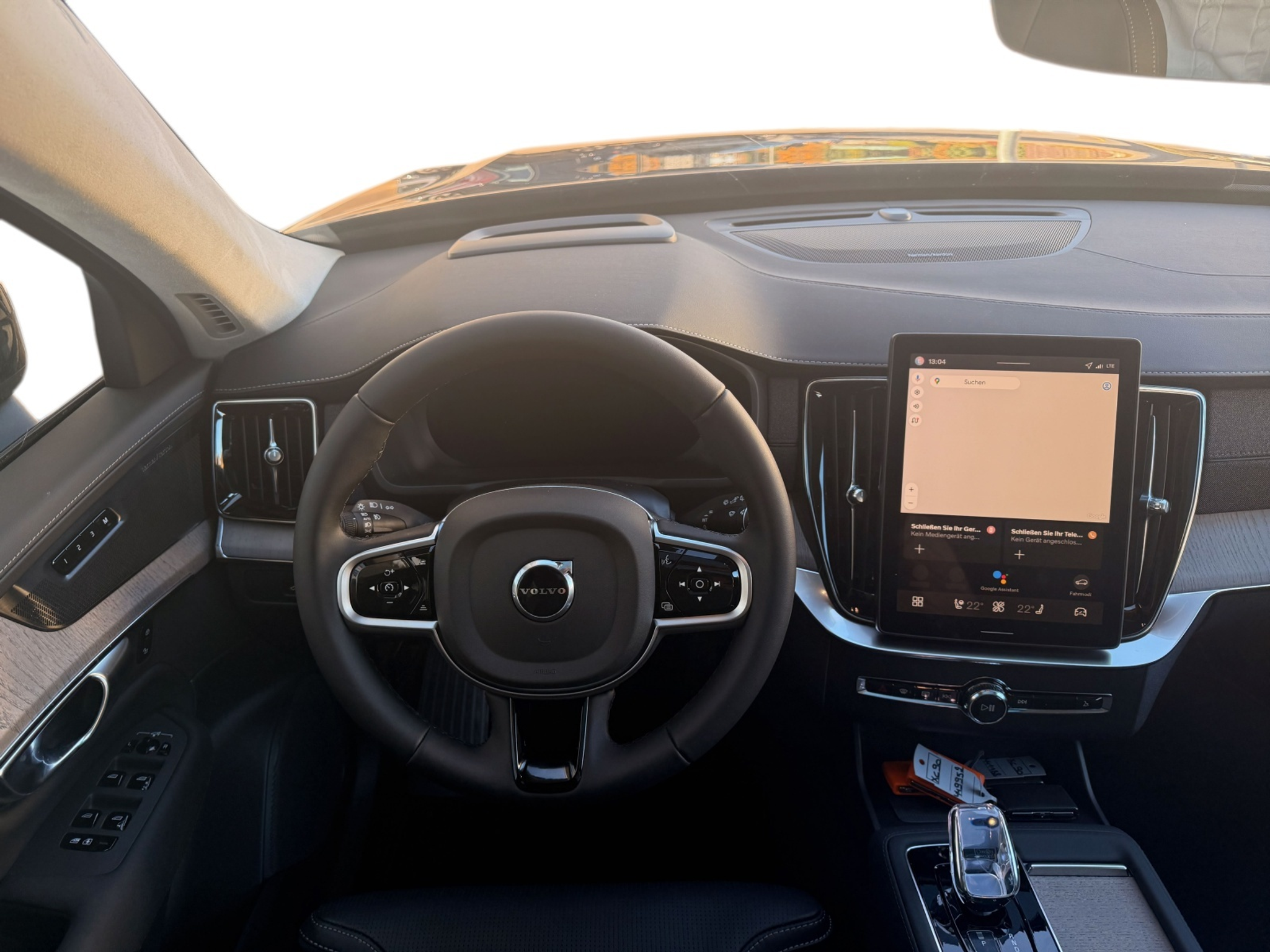 listing desktop thumbnail image 15