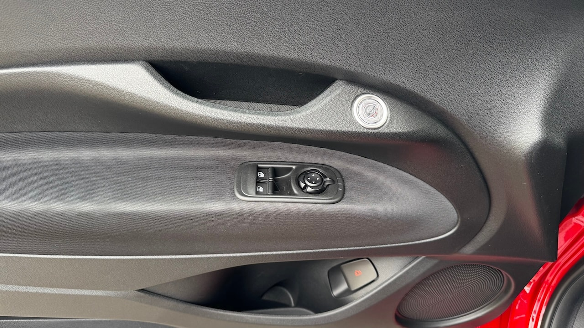 listing desktop thumbnail image 19