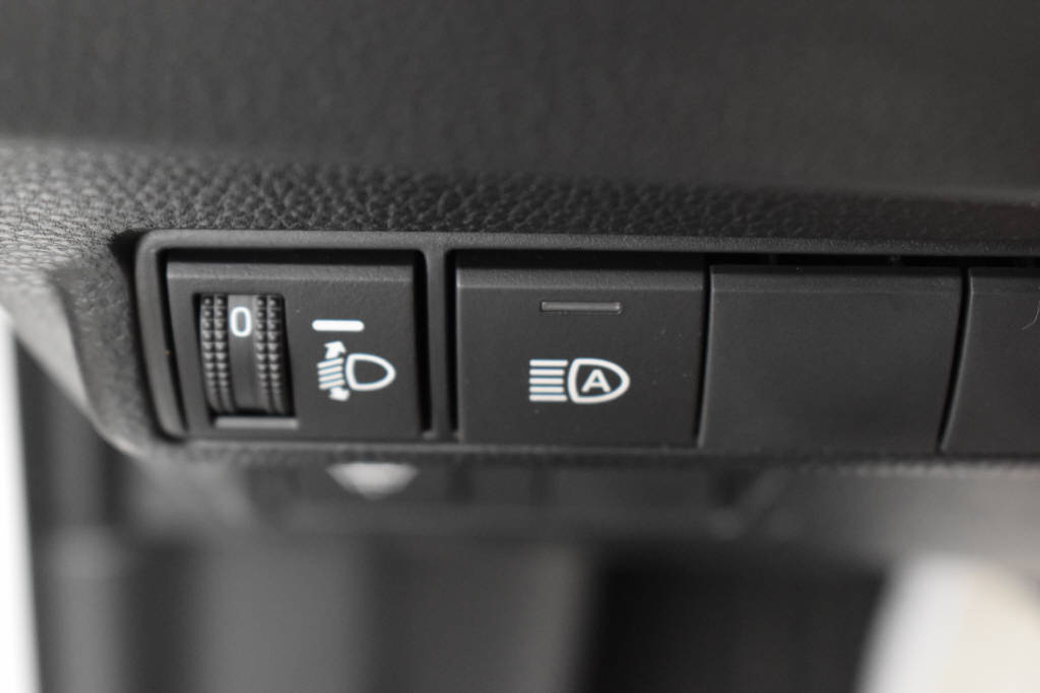 listing desktop thumbnail image 14
