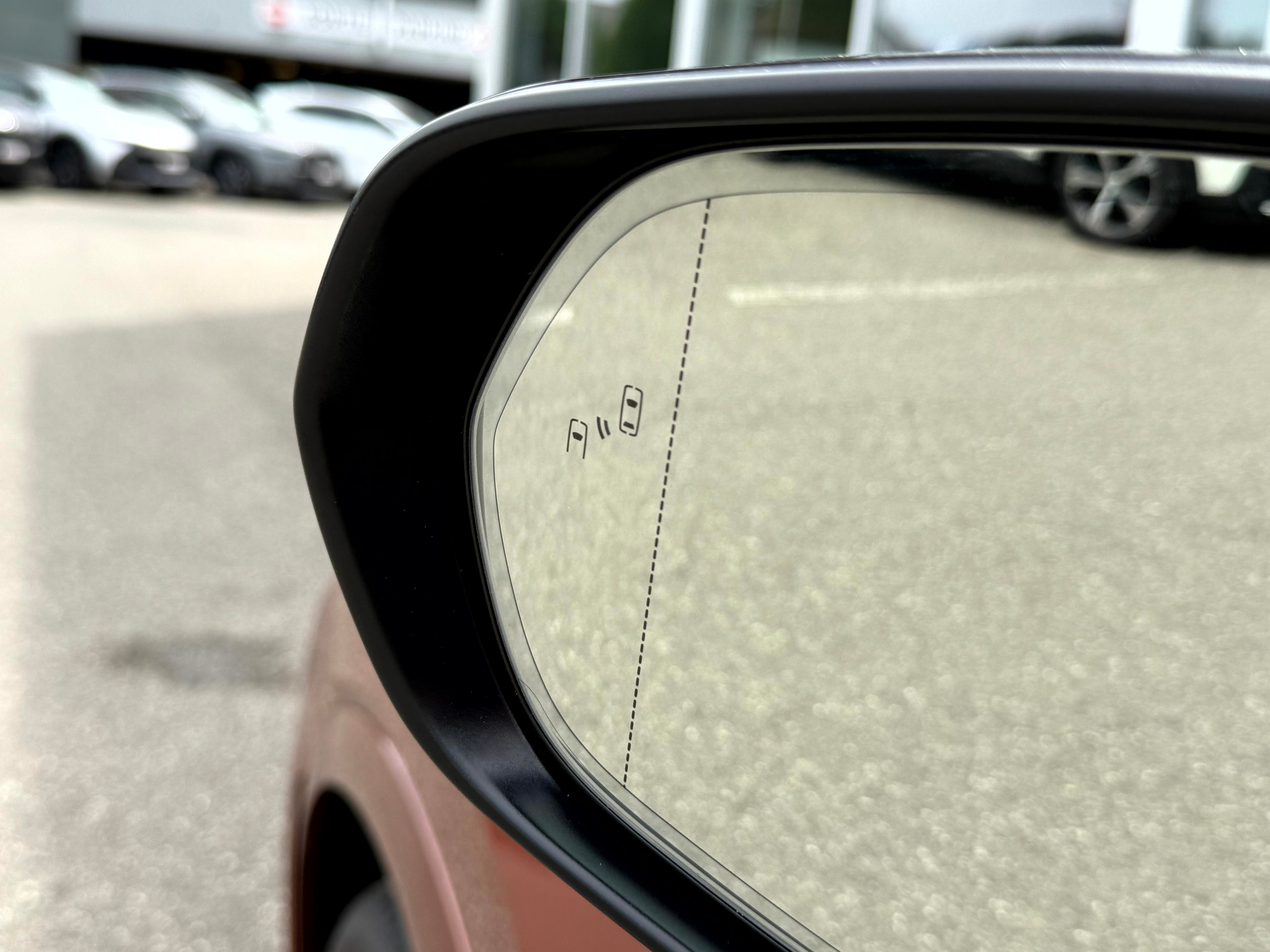 listing desktop thumbnail image 7