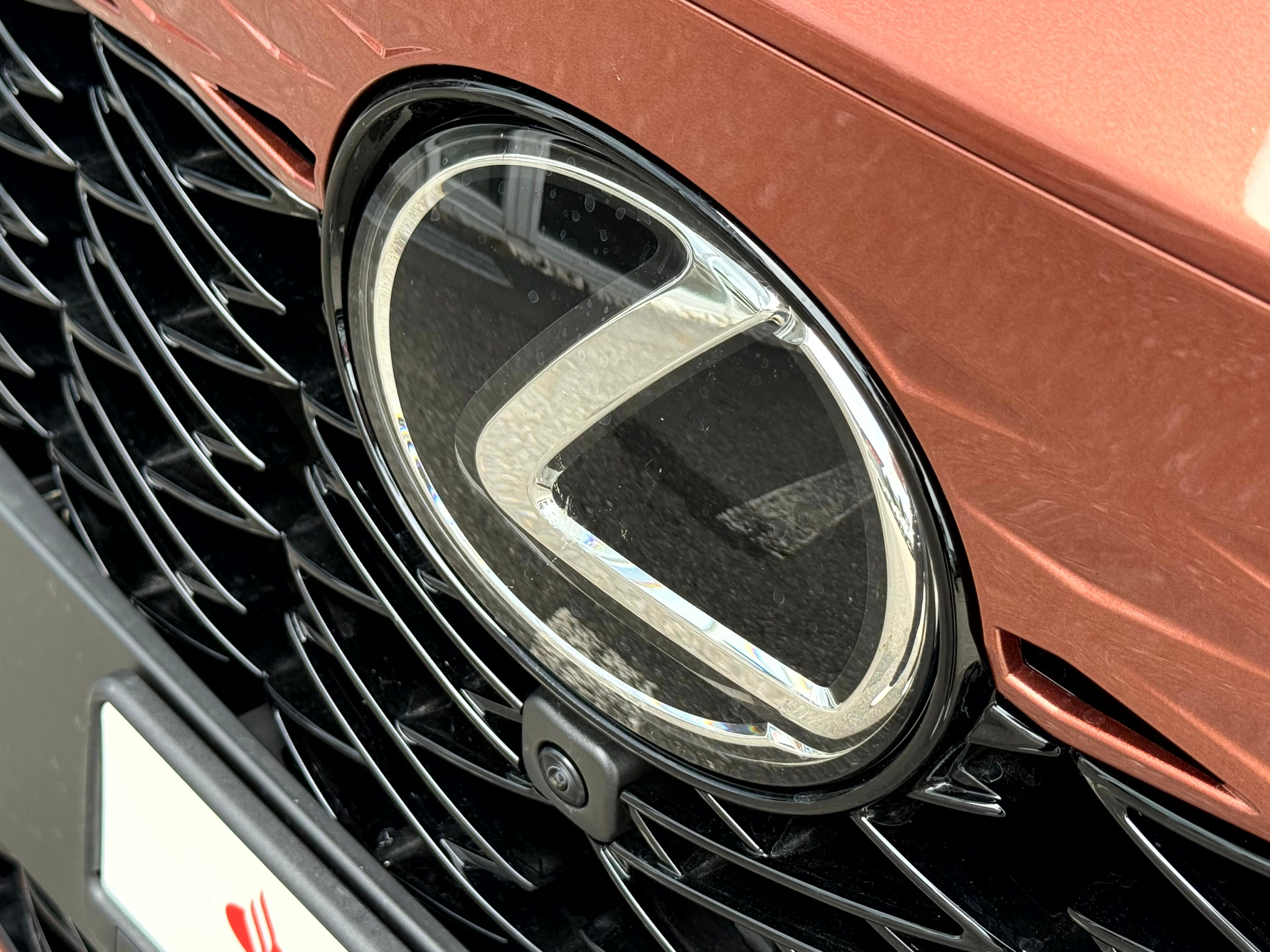 listing desktop thumbnail image 2