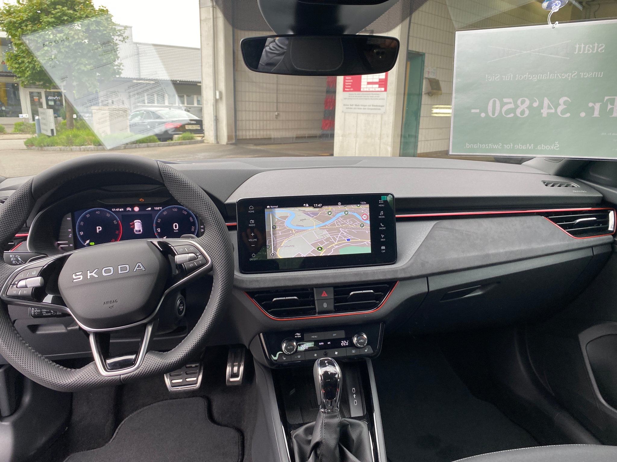 listing desktop thumbnail image 11