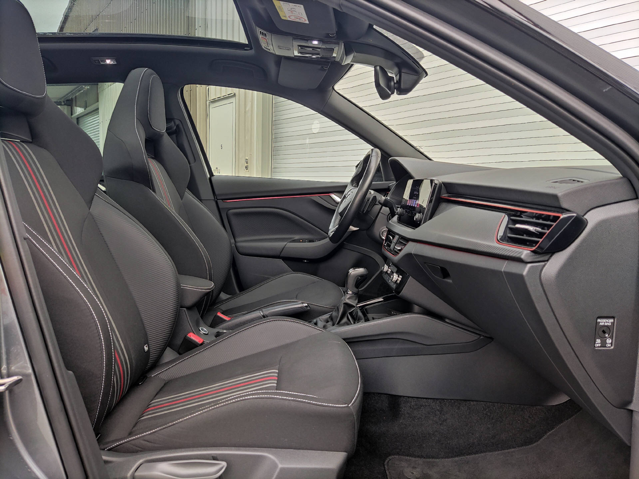 listing desktop thumbnail image 9