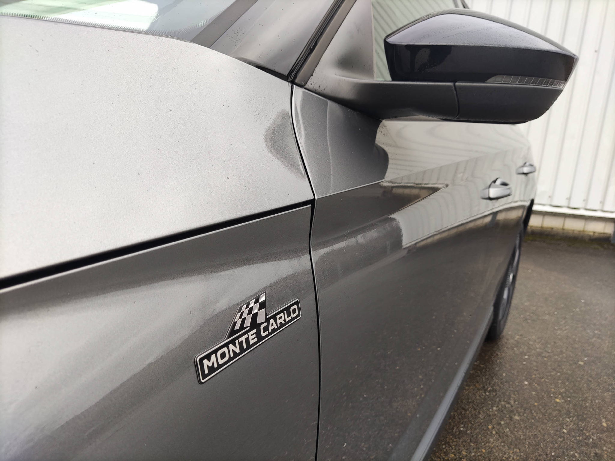 listing desktop thumbnail image 14