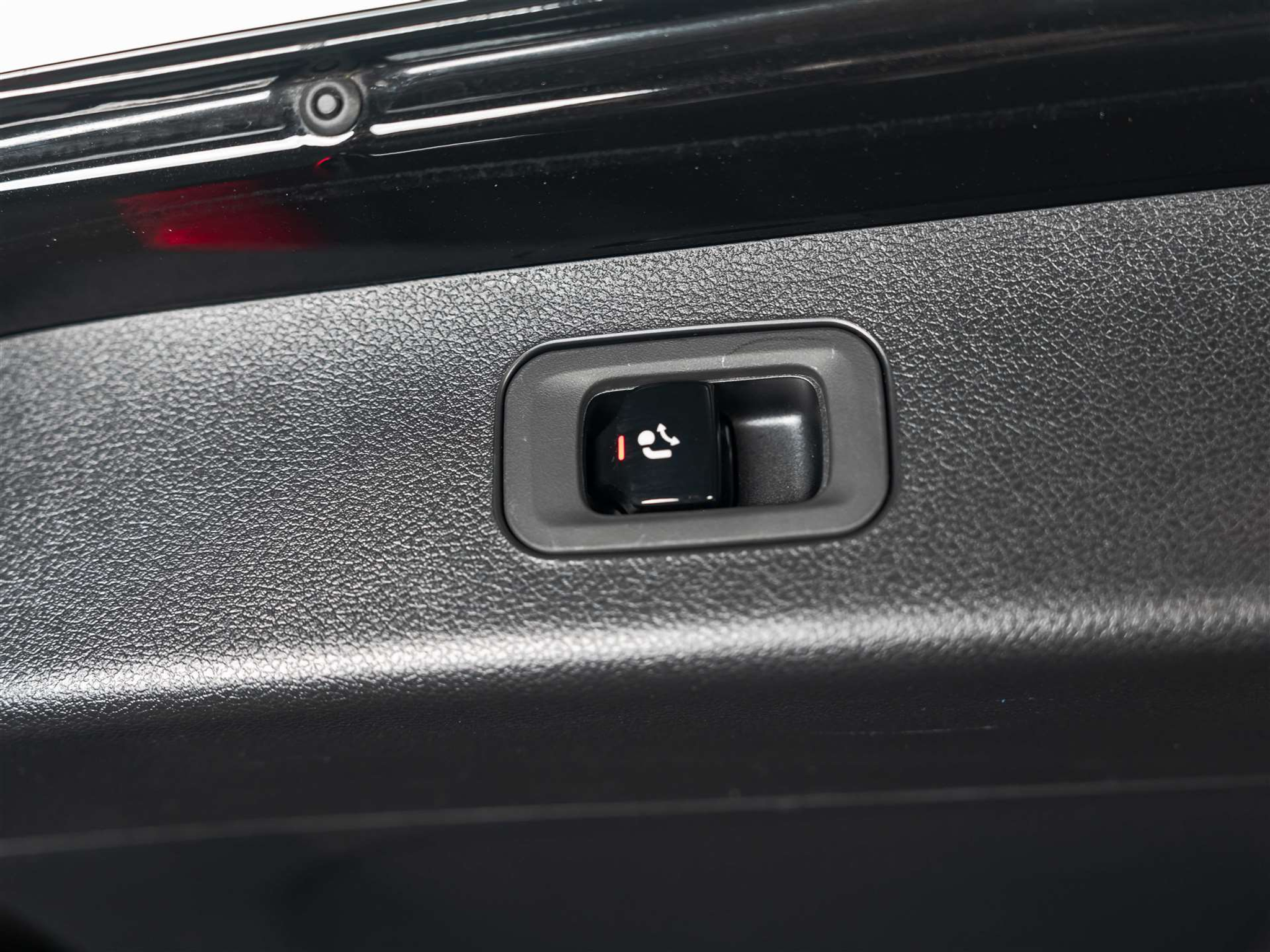 listing desktop thumbnail image 48