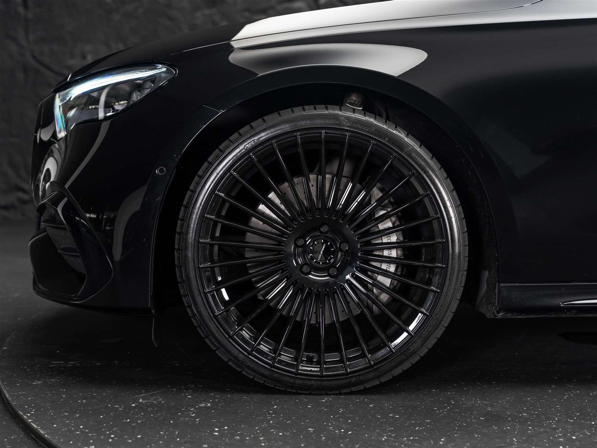 listing desktop thumbnail image 16