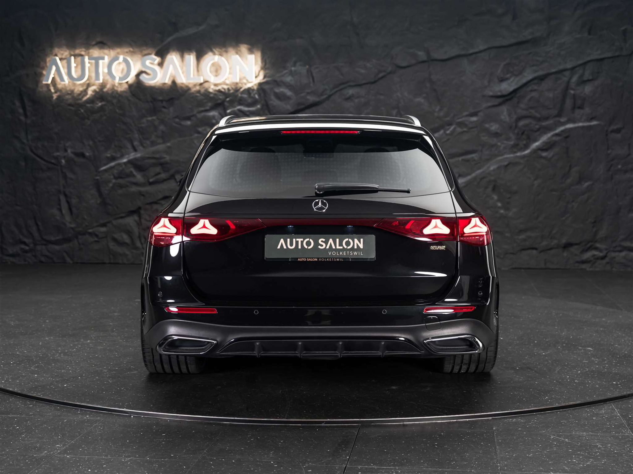 listing desktop thumbnail image 3