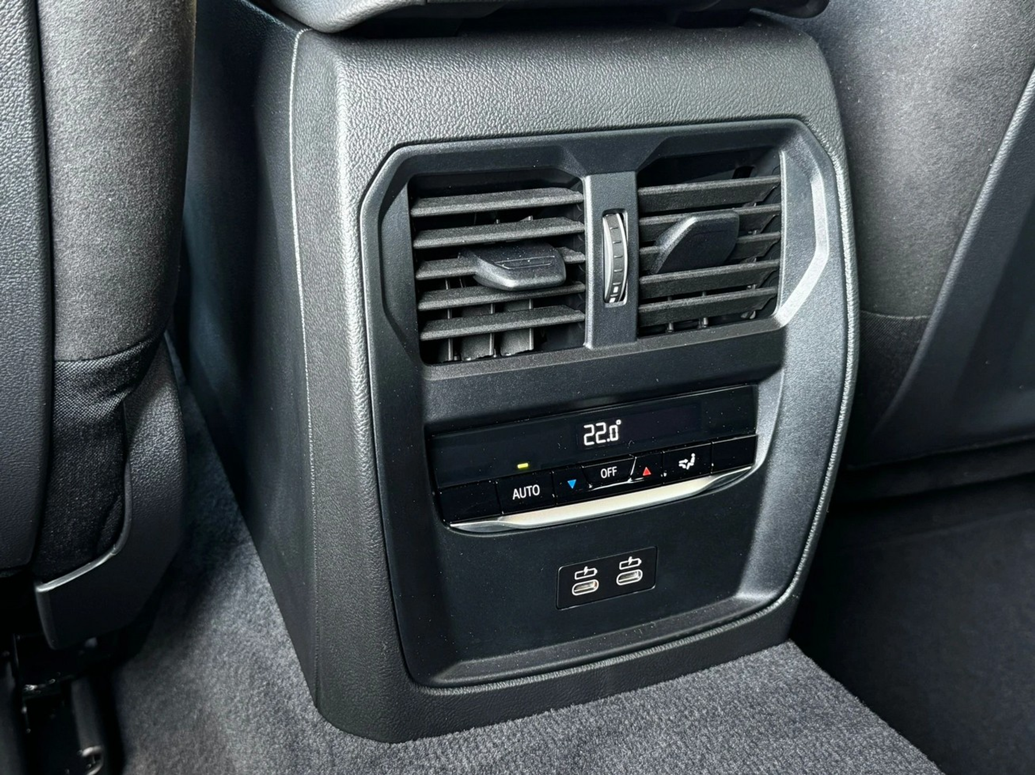 listing desktop thumbnail image 19