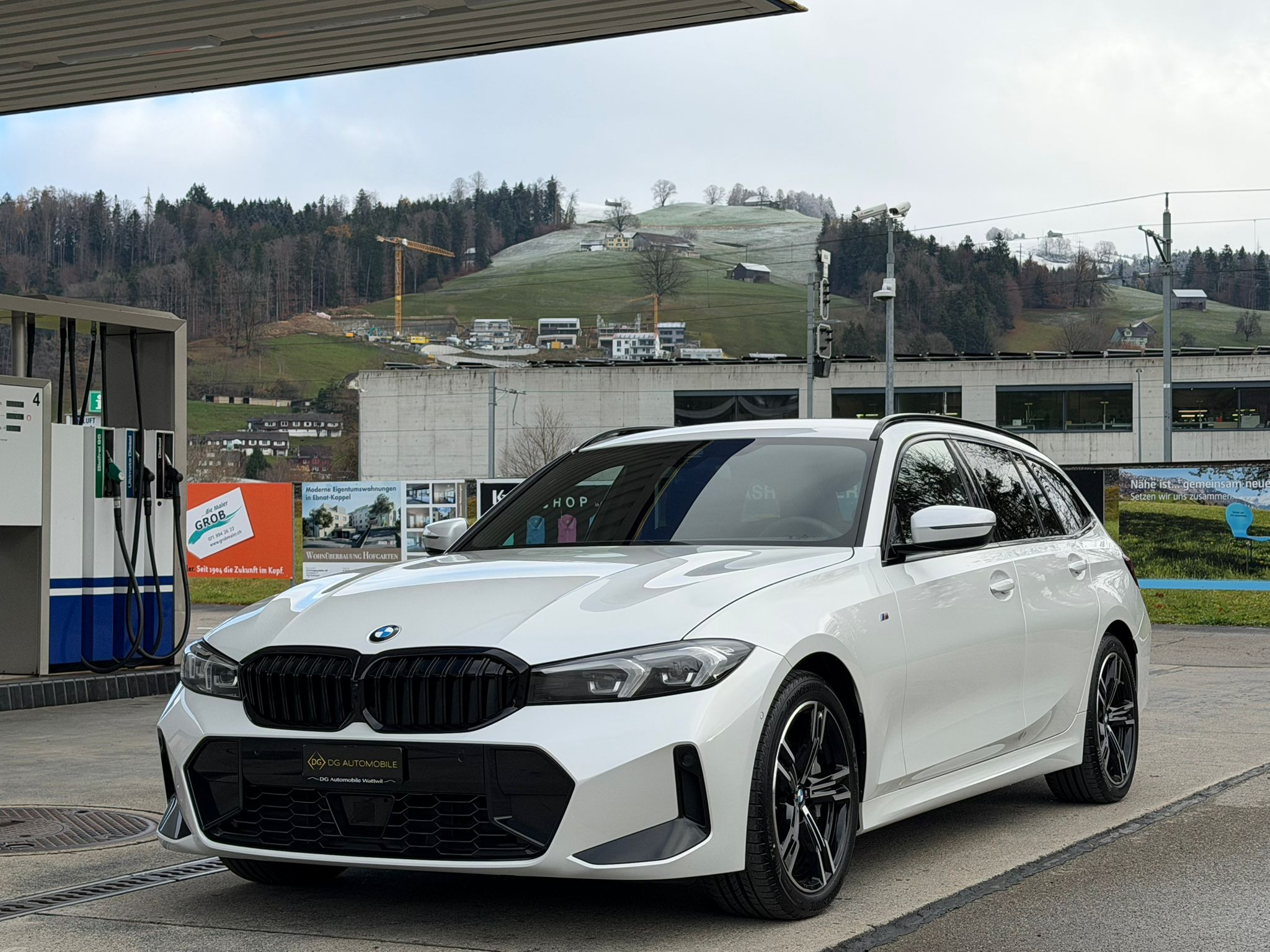 listing desktop thumbnail image 1