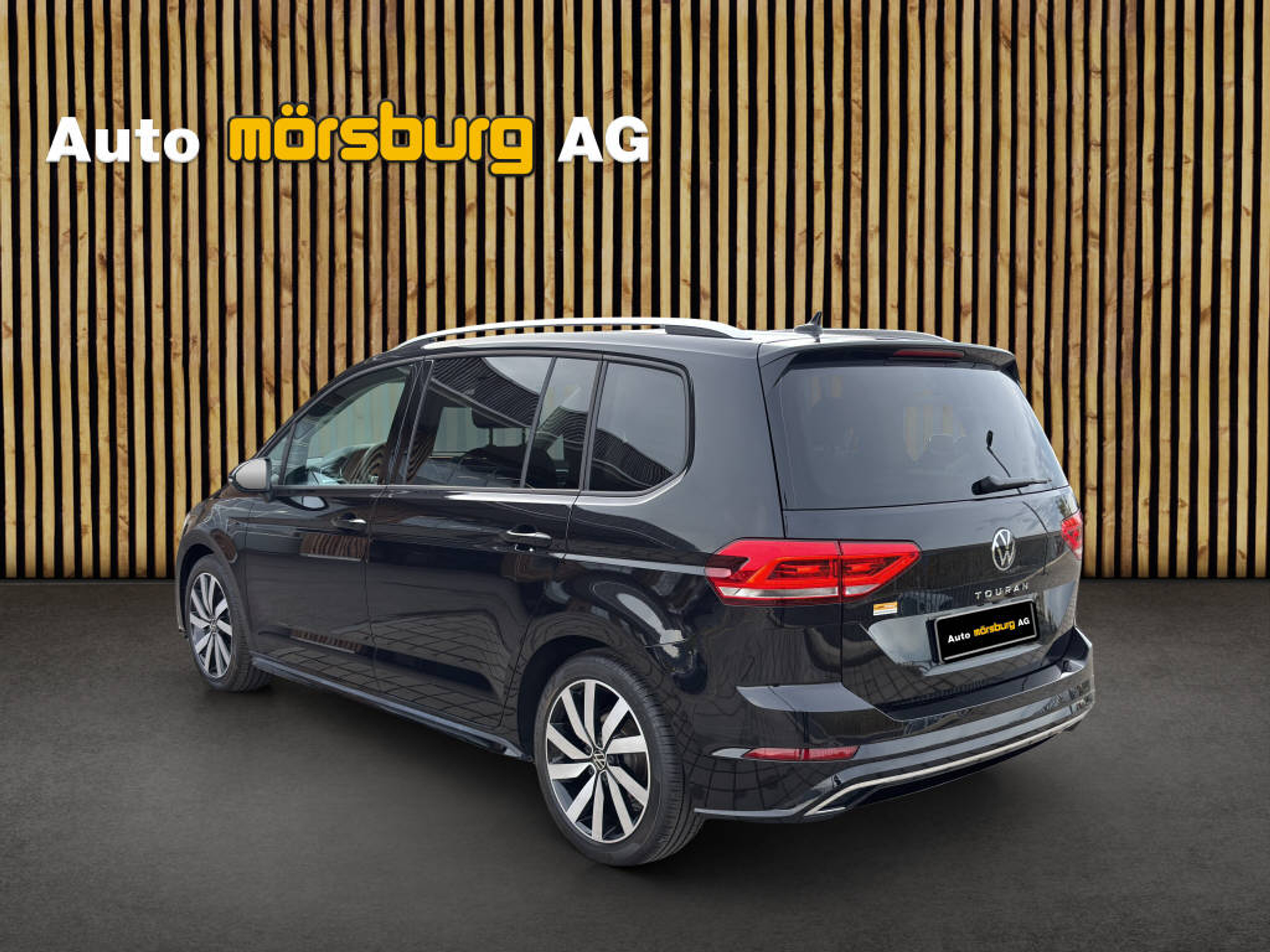 listing desktop thumbnail image 3