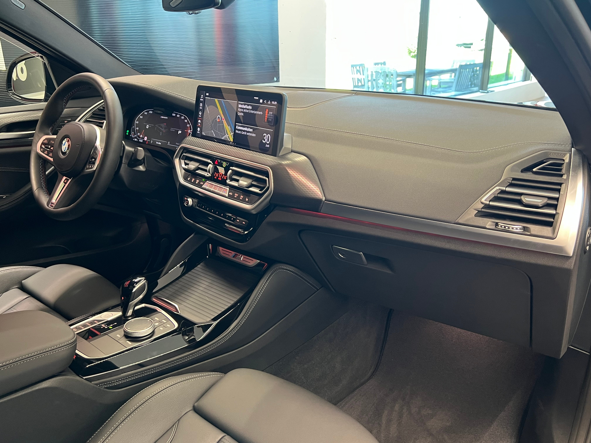 listing desktop thumbnail image 19