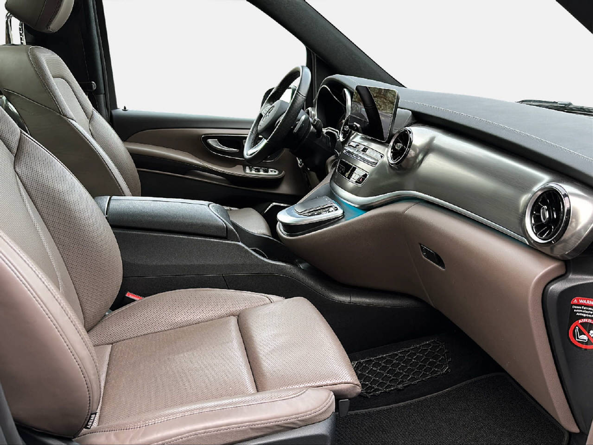 listing desktop thumbnail image 6