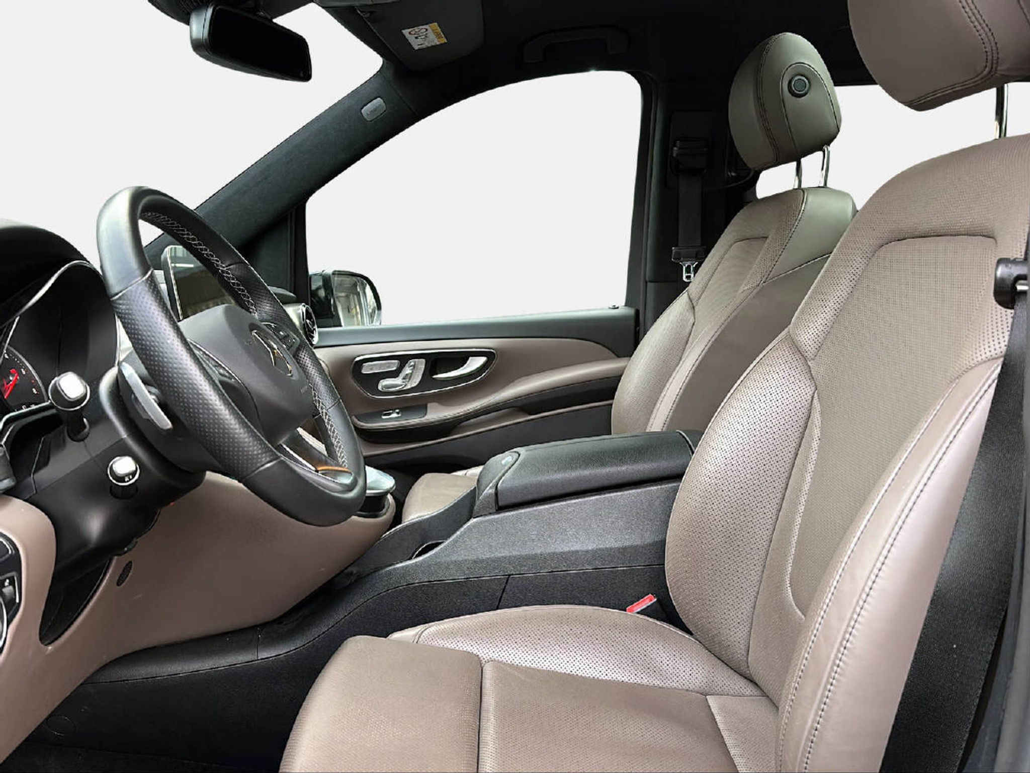 listing desktop thumbnail image 1