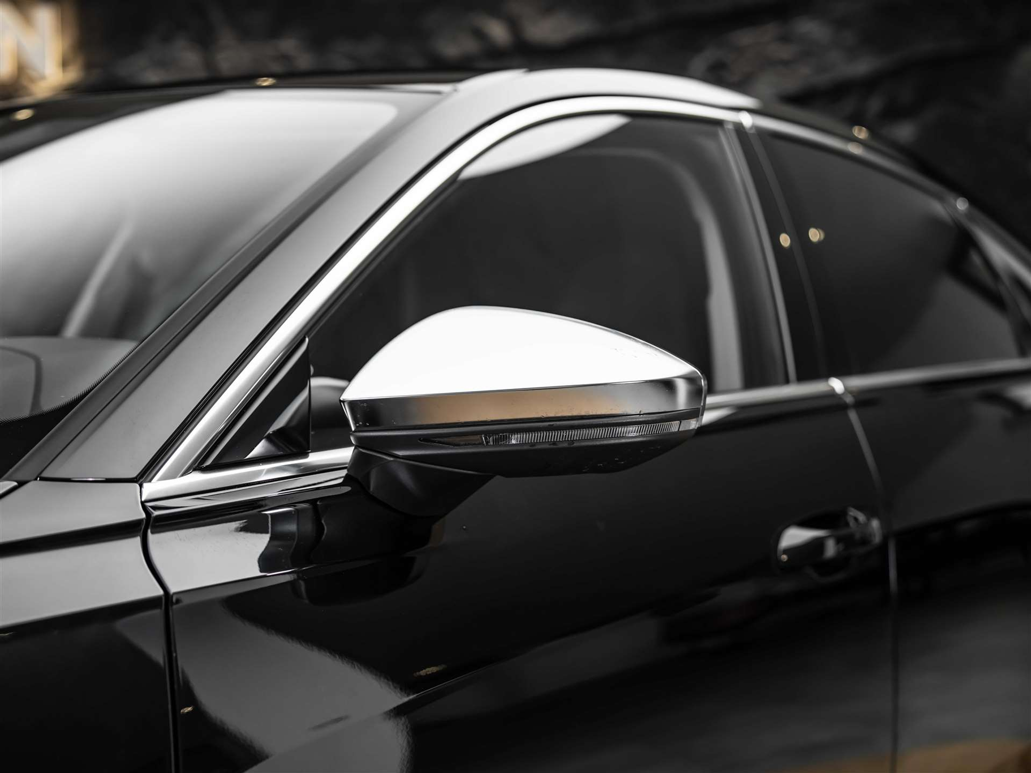 listing desktop thumbnail image 16