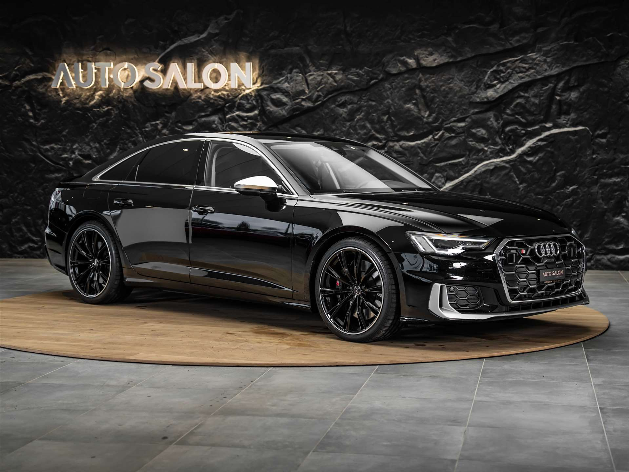 listing desktop thumbnail image 5