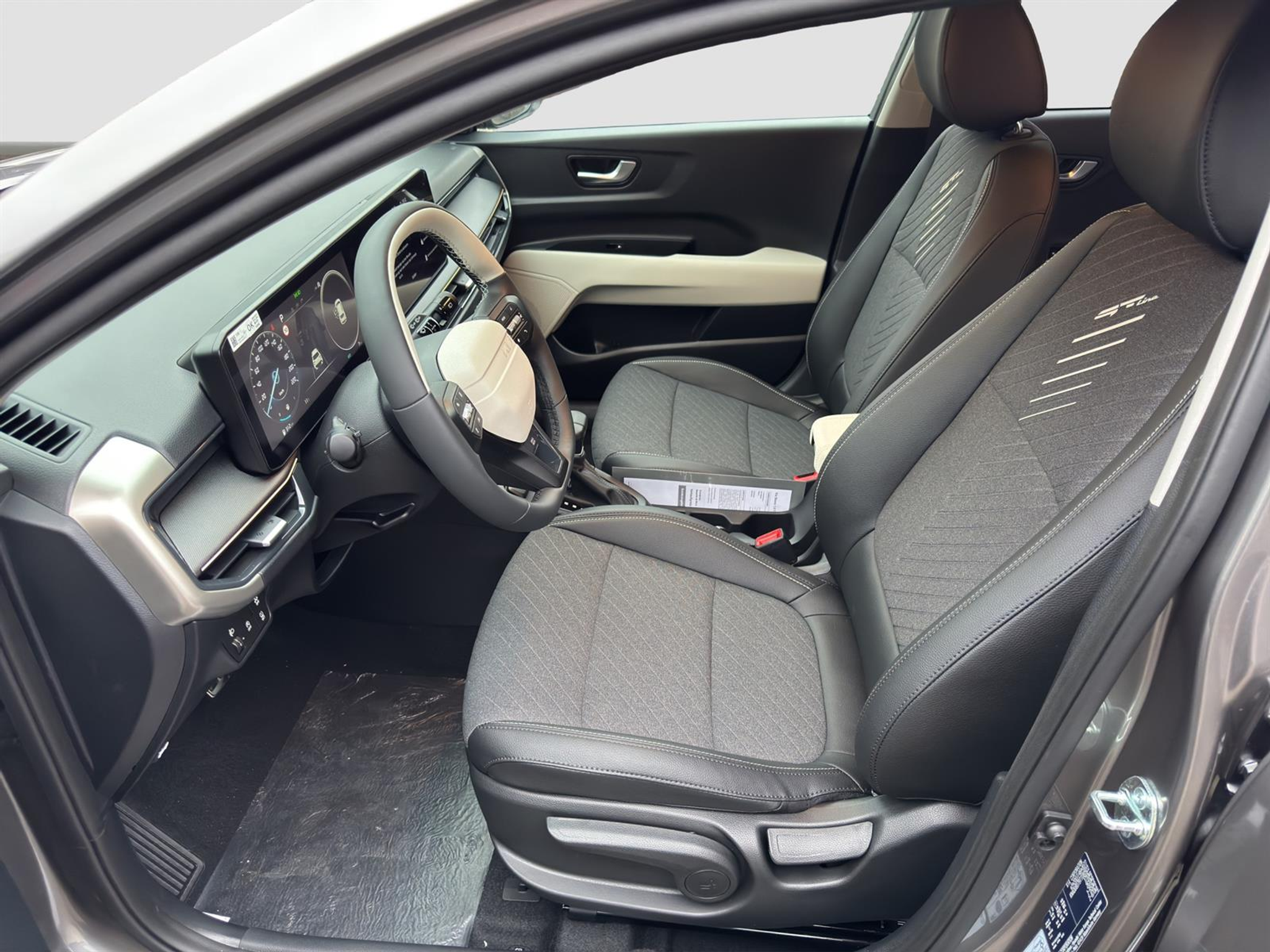 listing desktop thumbnail image 6