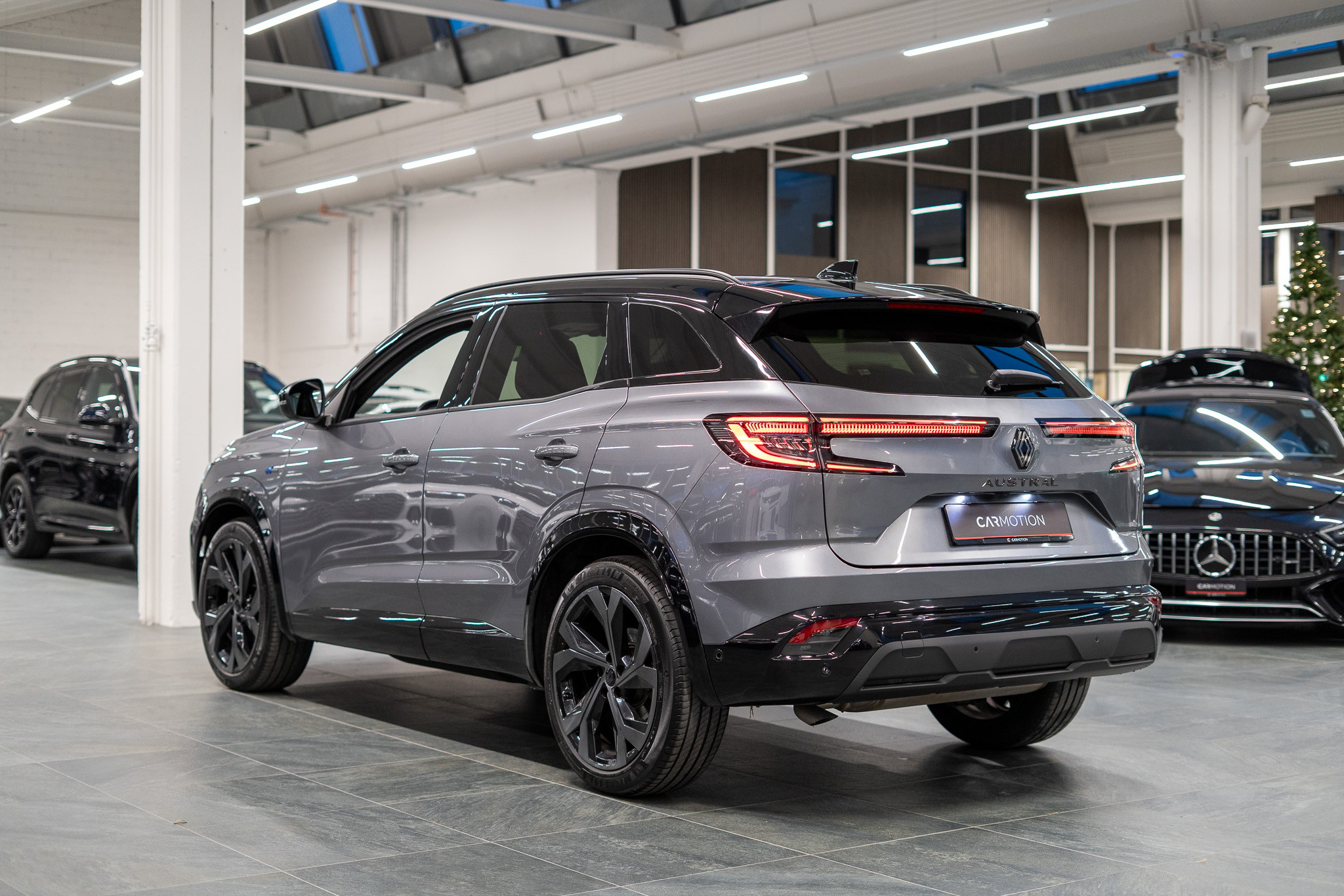 listing desktop thumbnail image 6