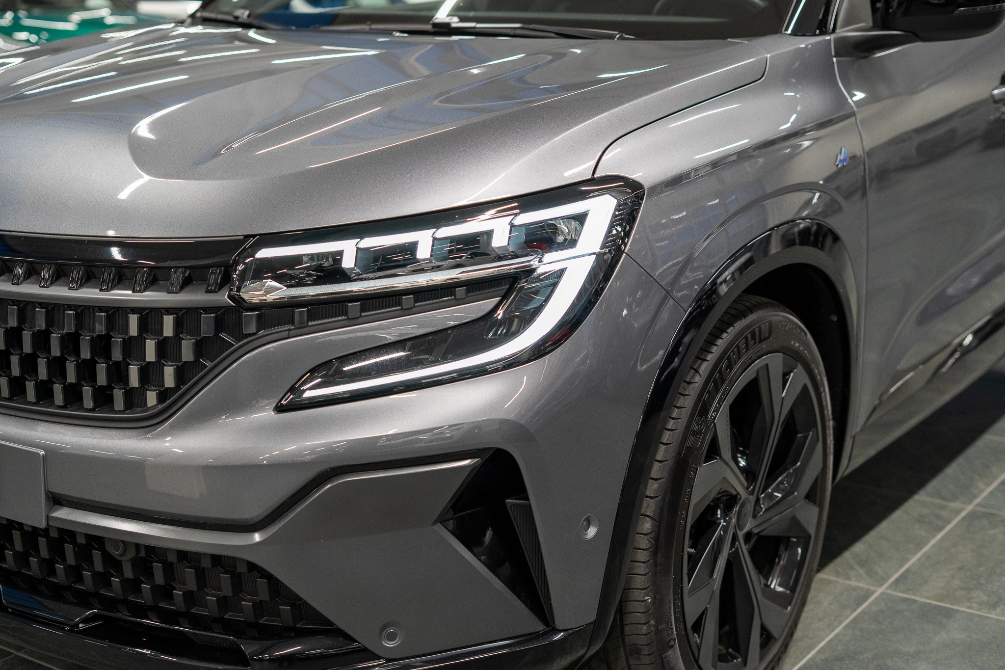 listing desktop thumbnail image 18