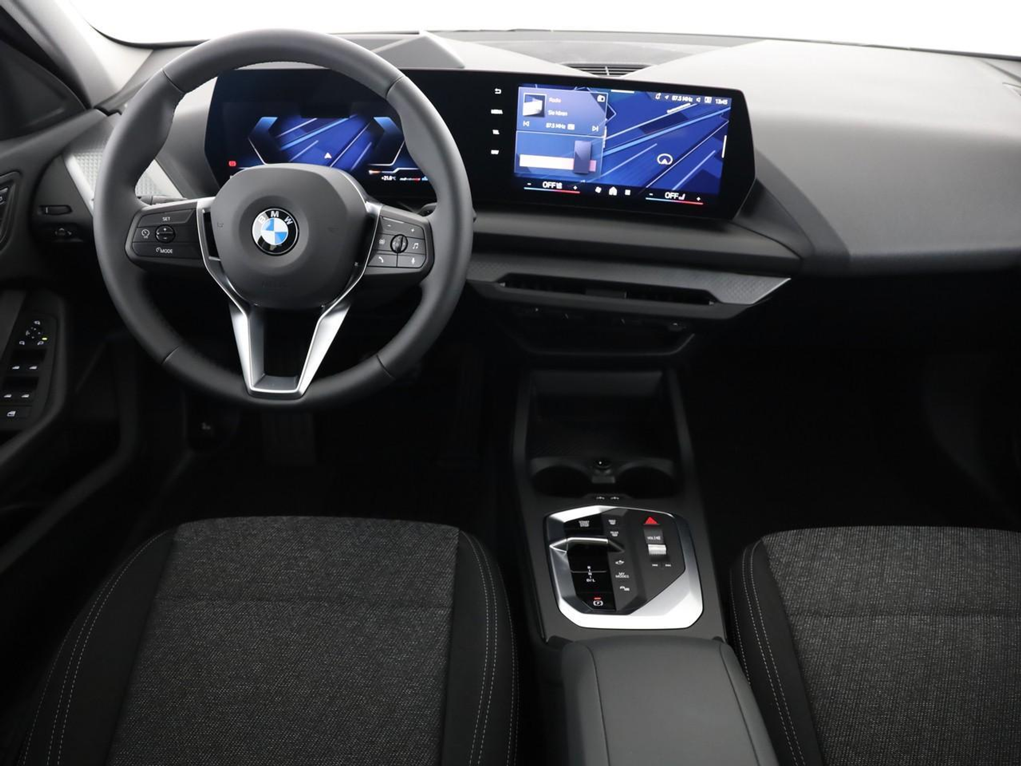 listing desktop thumbnail image 15