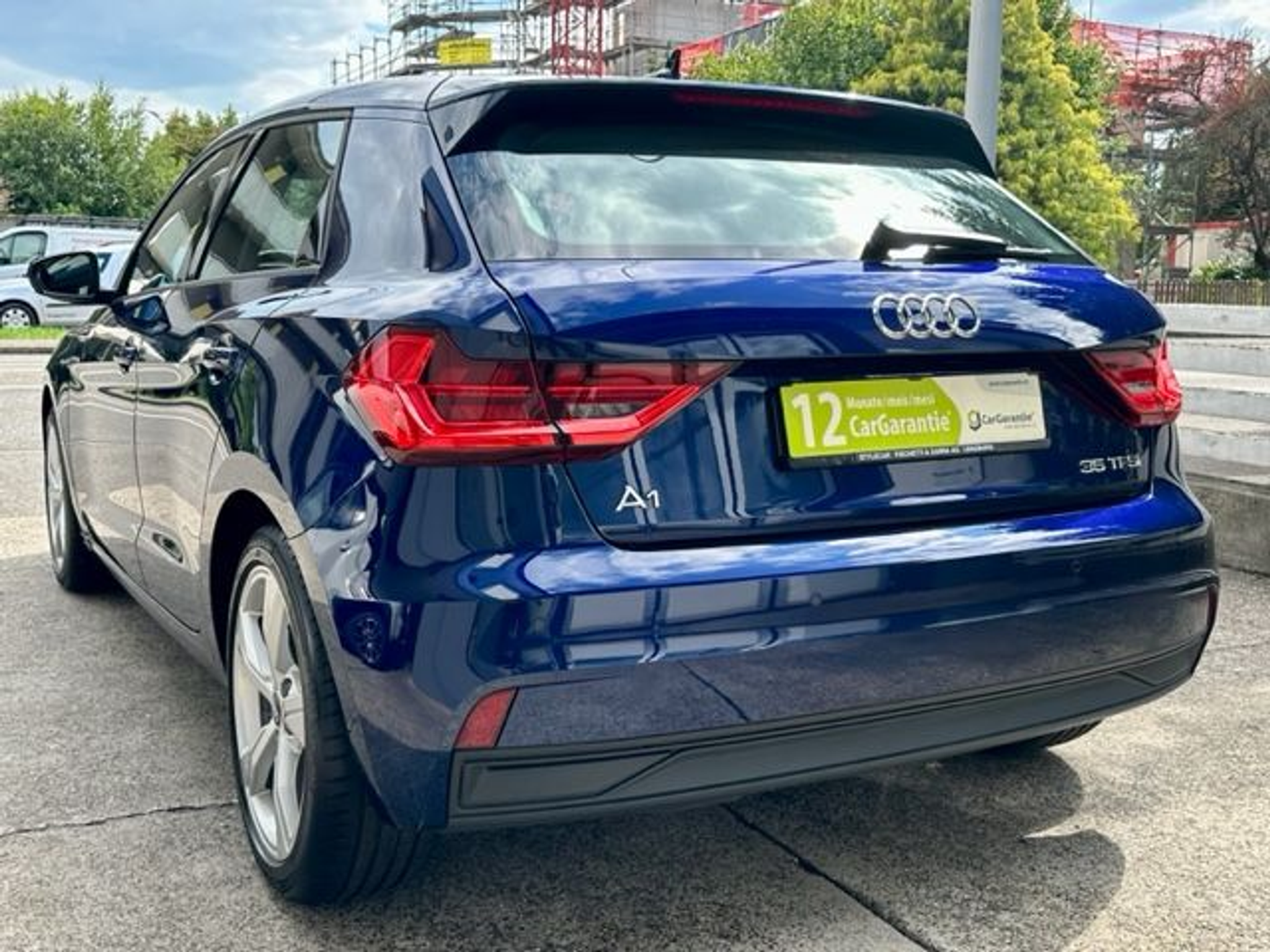 listing desktop thumbnail image 3