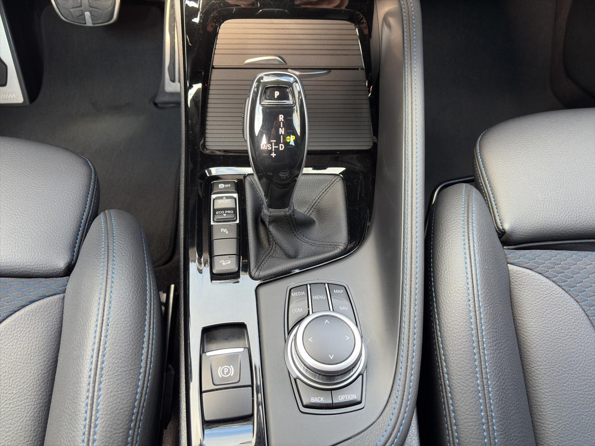 listing desktop thumbnail image 17