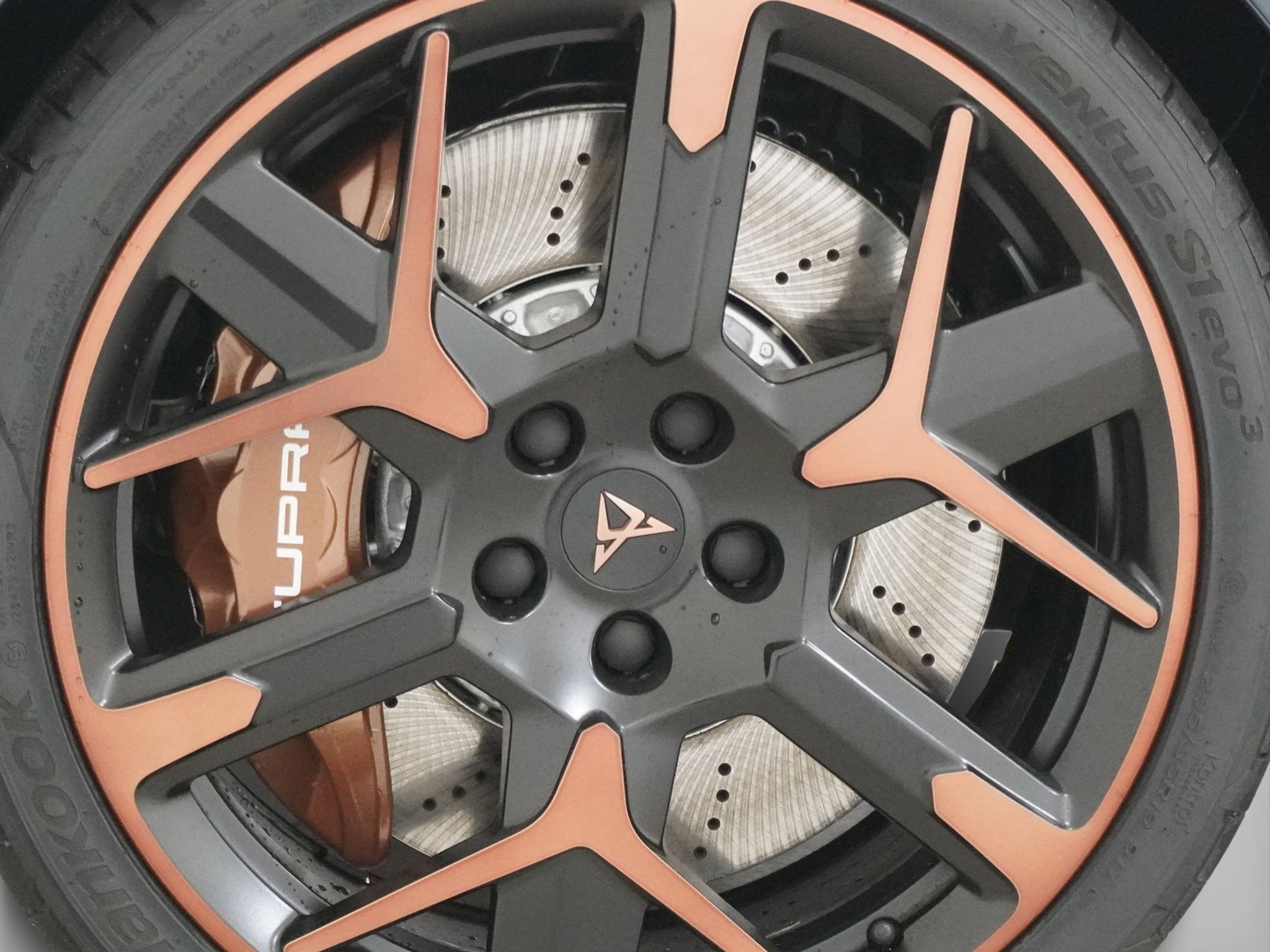 listing desktop thumbnail image 5