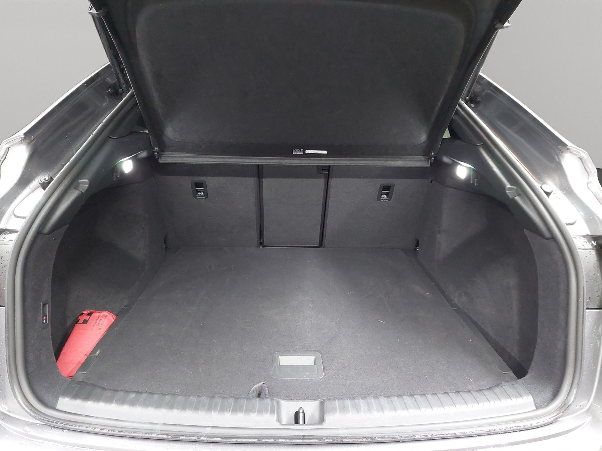 listing desktop thumbnail image 10